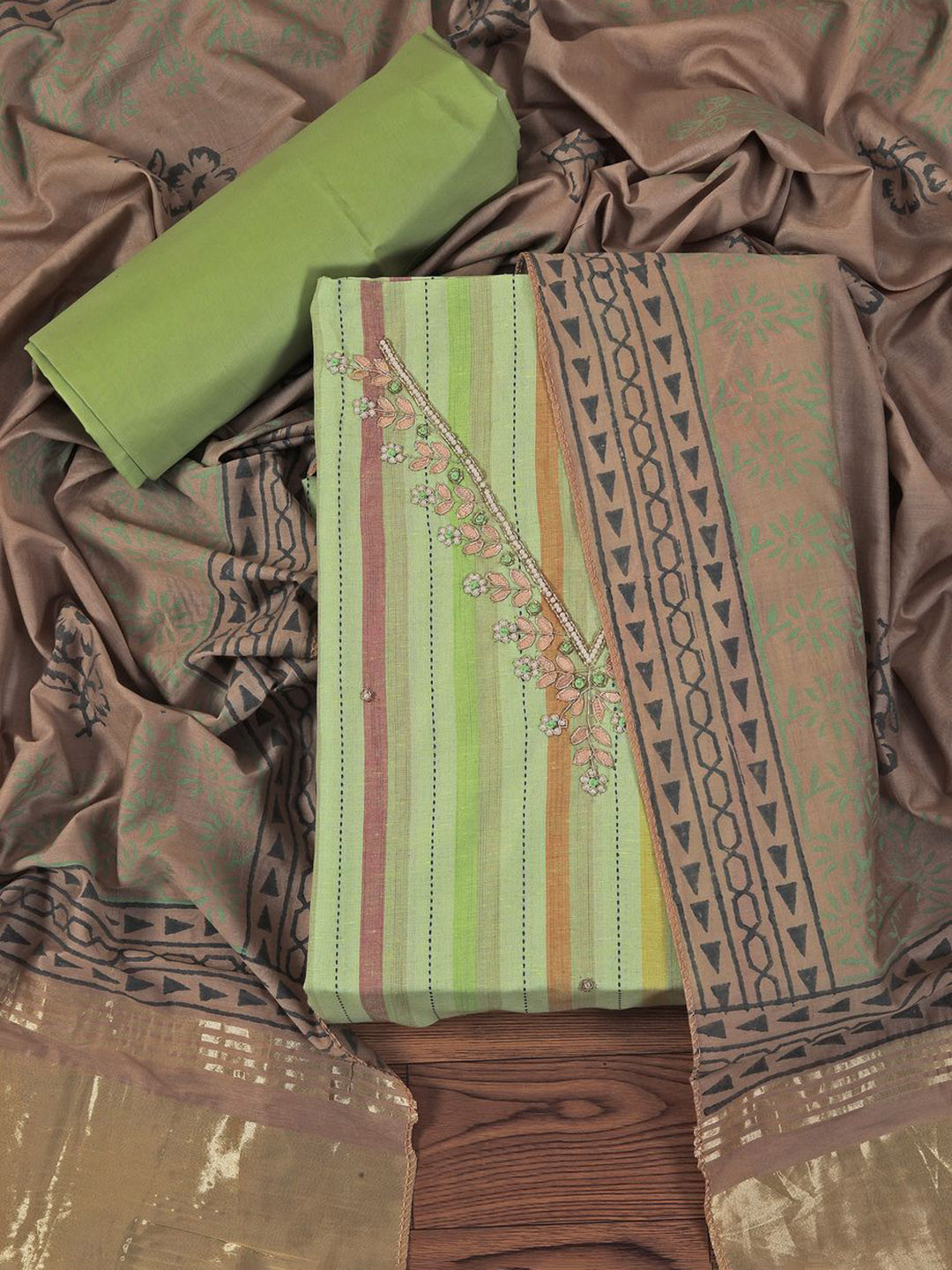 

Jaipur Kurti Printed Cotton Blend Gota Patti Dress Material with Dupatta, Green