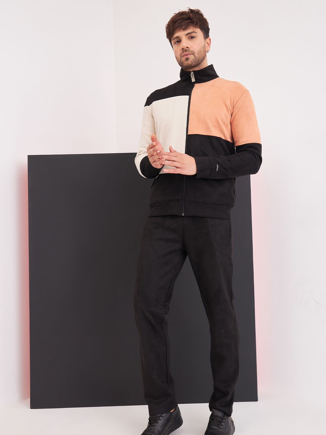 

Sweet Dreams Men Colourblocked Slim-Fit Tracksuits, Black