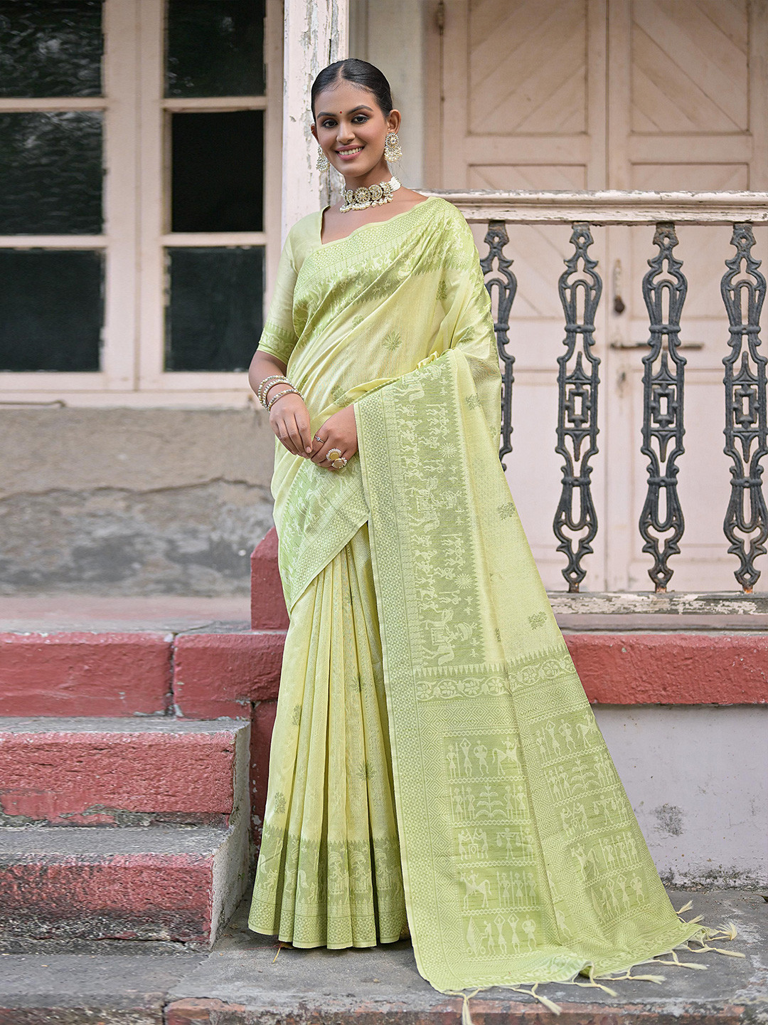 

Kandora Woven Design Zari Pure Silk Saree, Green