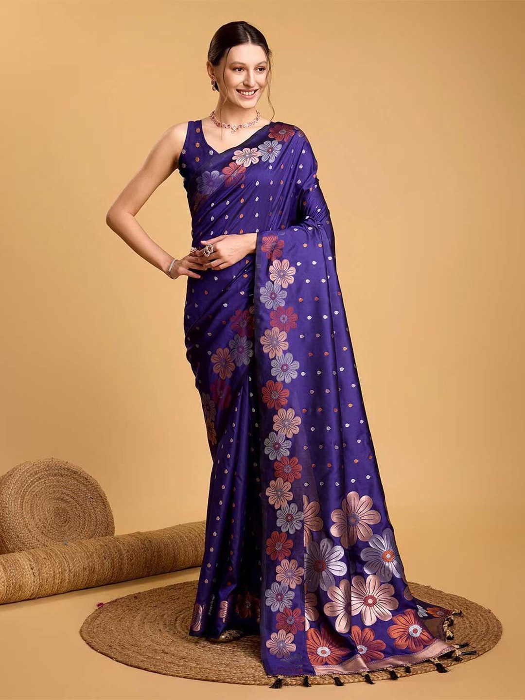 

VASALI Woven Design Zari Kanjeevaram Saree, Blue