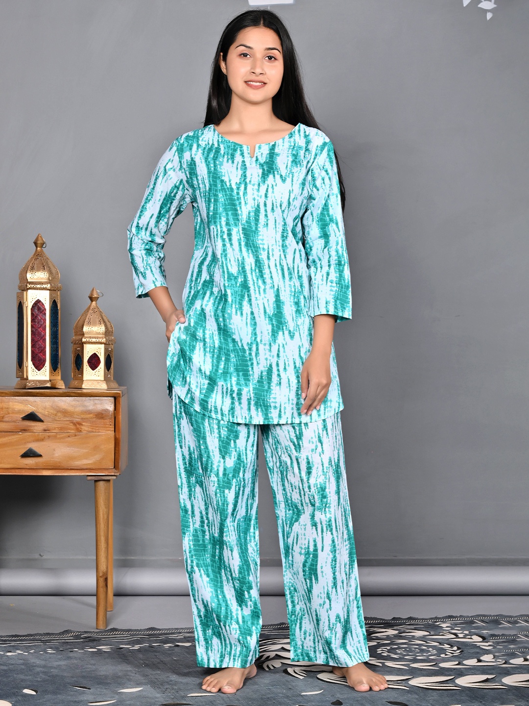 

TREND ME Women Tie and Dye Printed Pure Cotton Round Neck Night Suit, Sea green