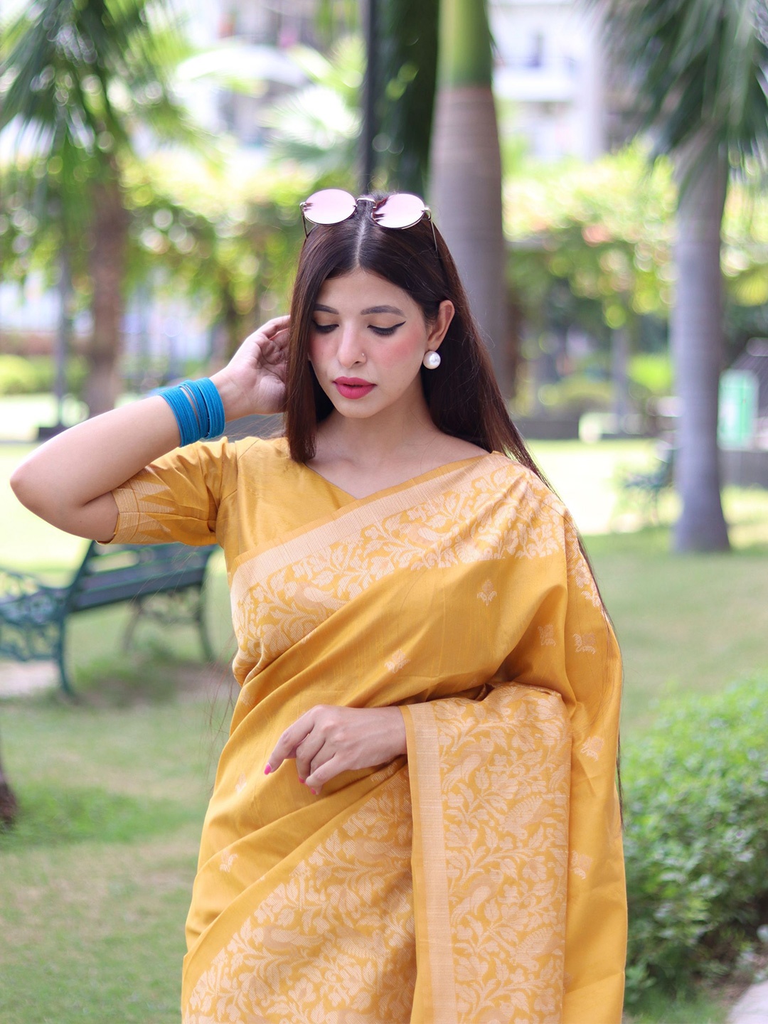 

Kandora Woven Design Pure Silk Saree, Yellow
