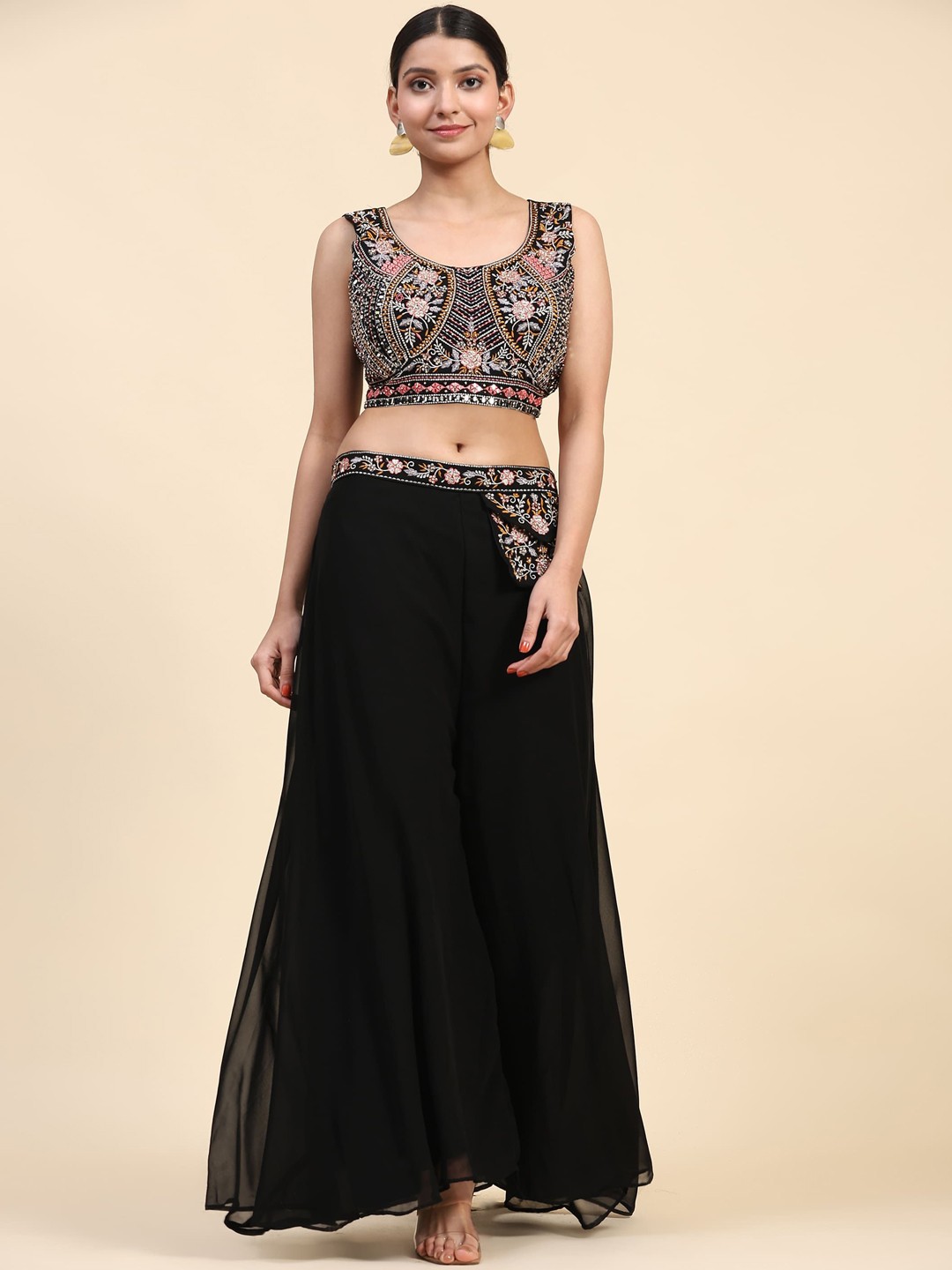 

AMOHA TRENDZ Women Embroidered Crop Top & Palazzo With Dupatta, Black