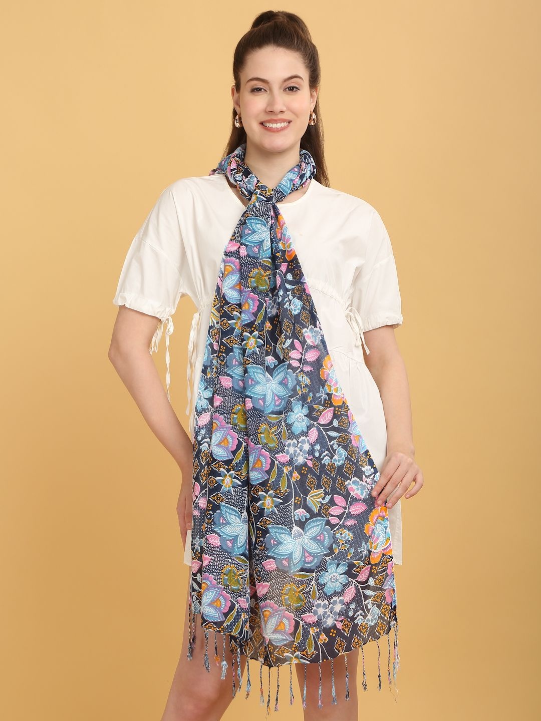 

J Style Women Tasselled Printed Stole, Blue