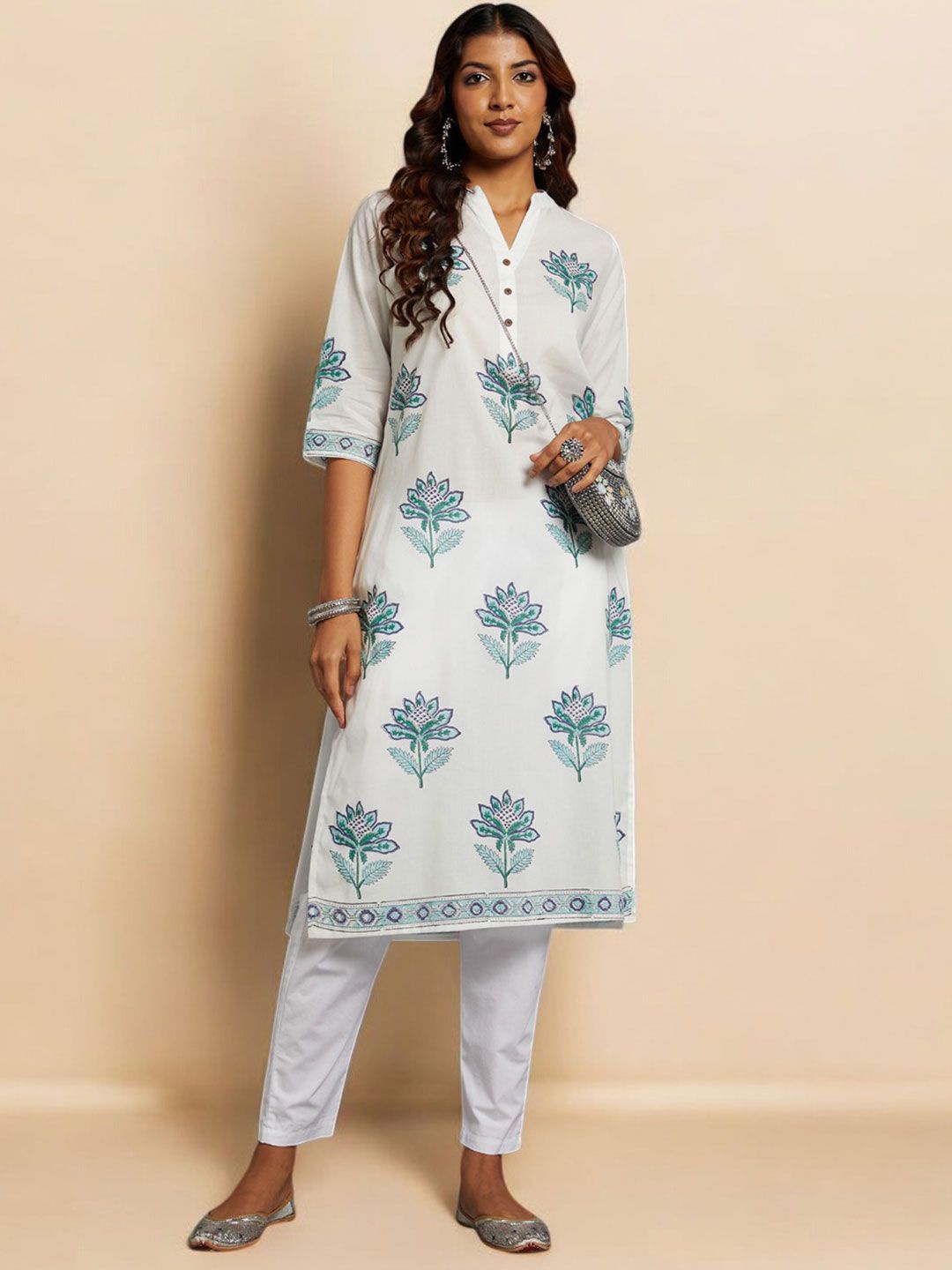 

Chandbaali Women Floral Printed Pure Cotton Staright Kurta, White