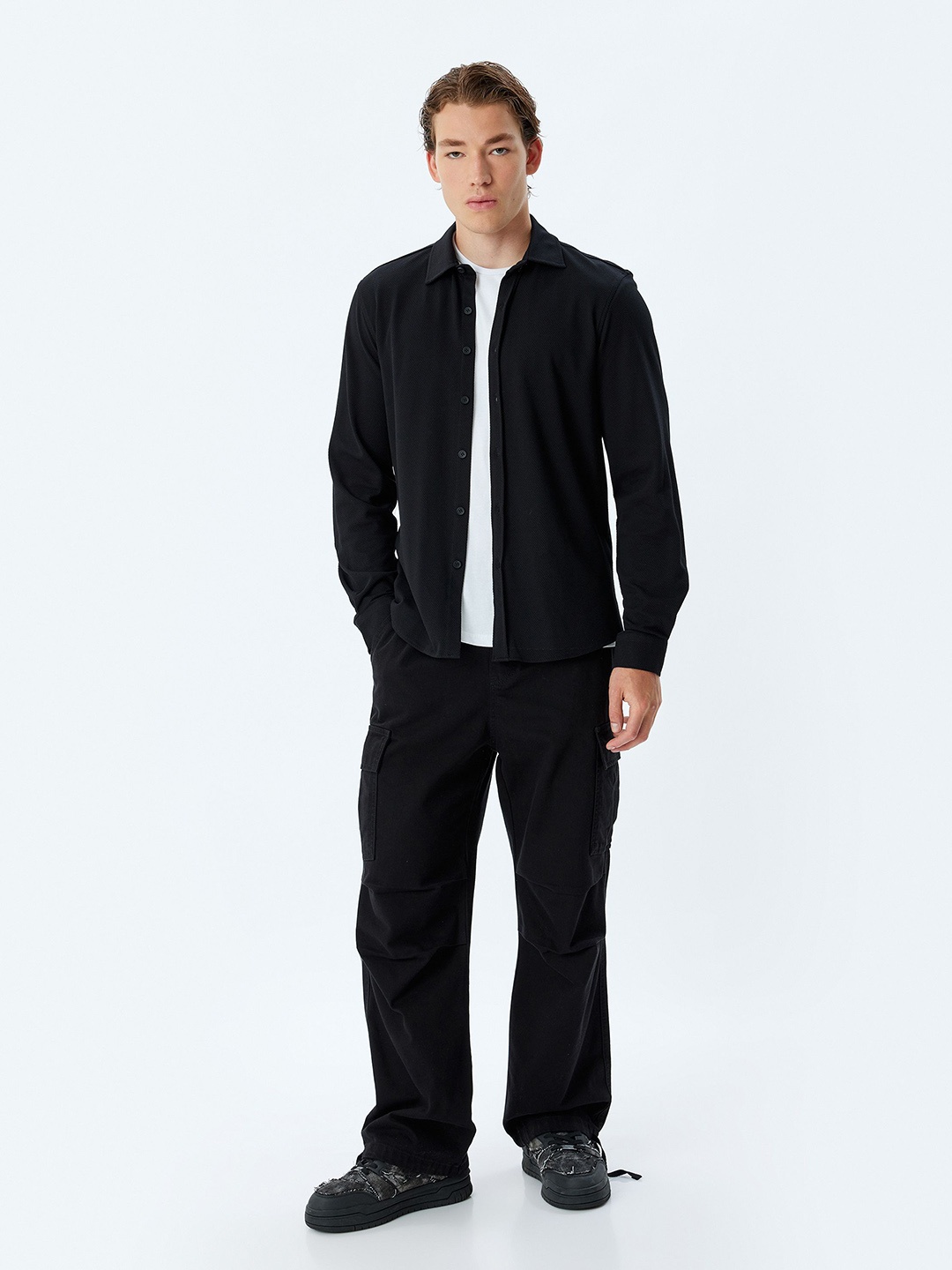 

Koton Men Spread Collar Solid Cotton Casual Shirt, Black