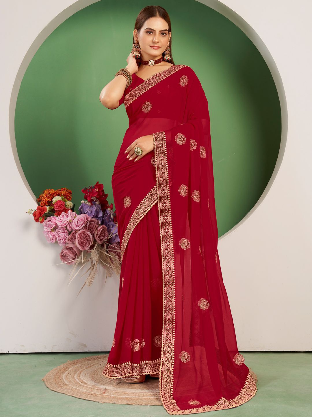 

Panzora Embellished Embroidered Saree, Red