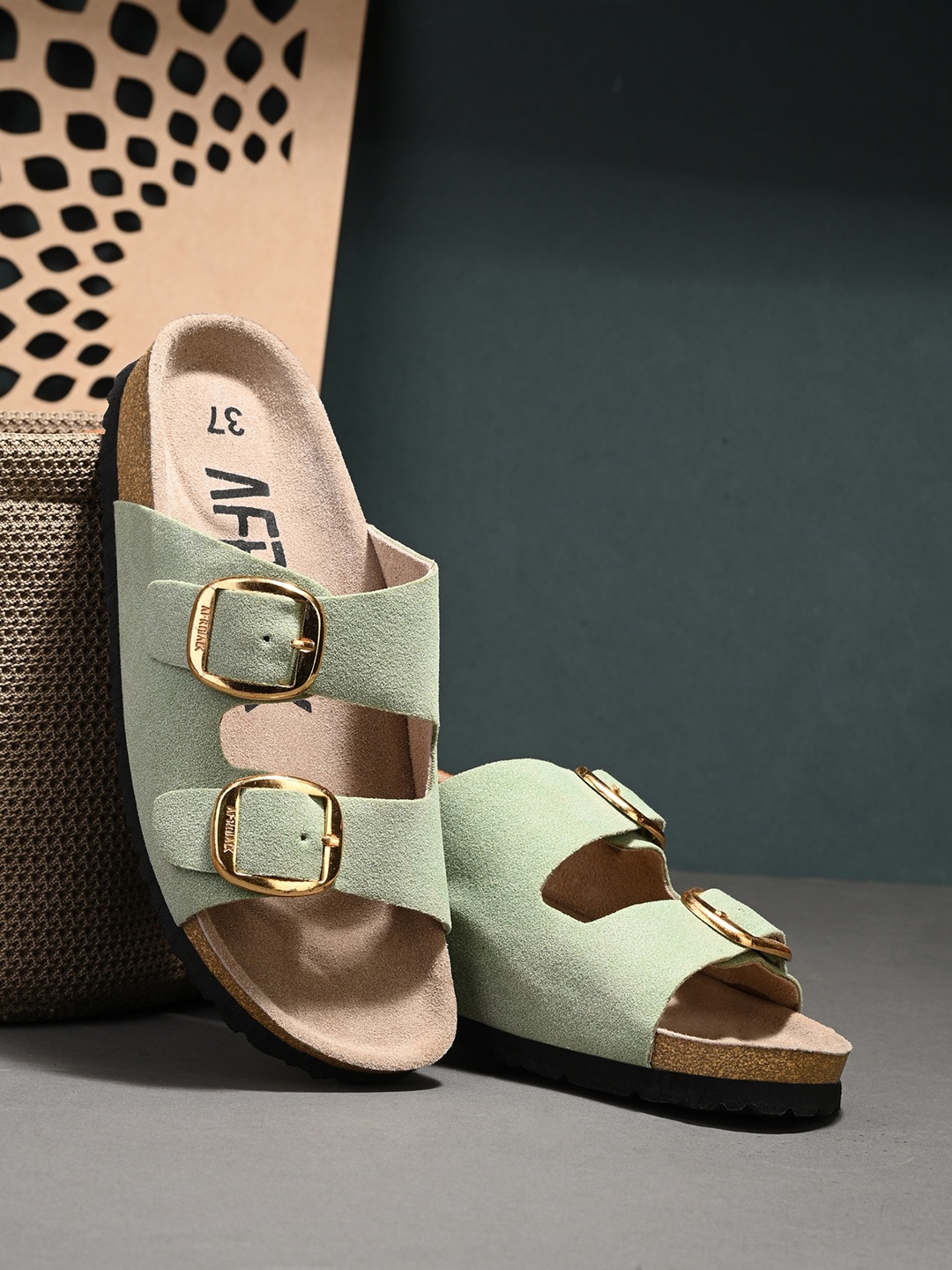 

AfroJack Women Open Toe Flats with Buckles, Green