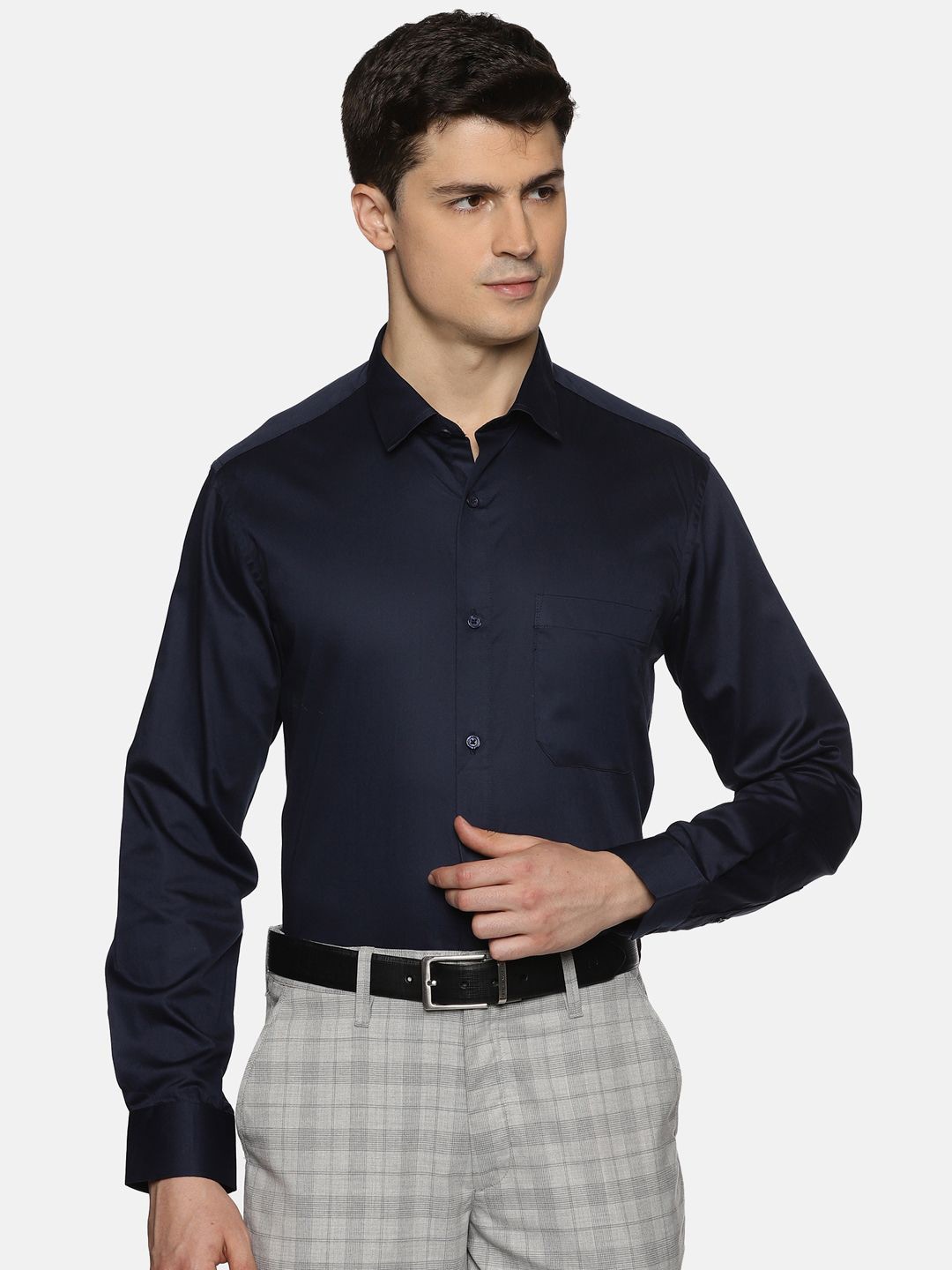 

THE FORMAL CLUB Men Premium Spread Collar Solid Cotton Formal Shirt, Navy blue