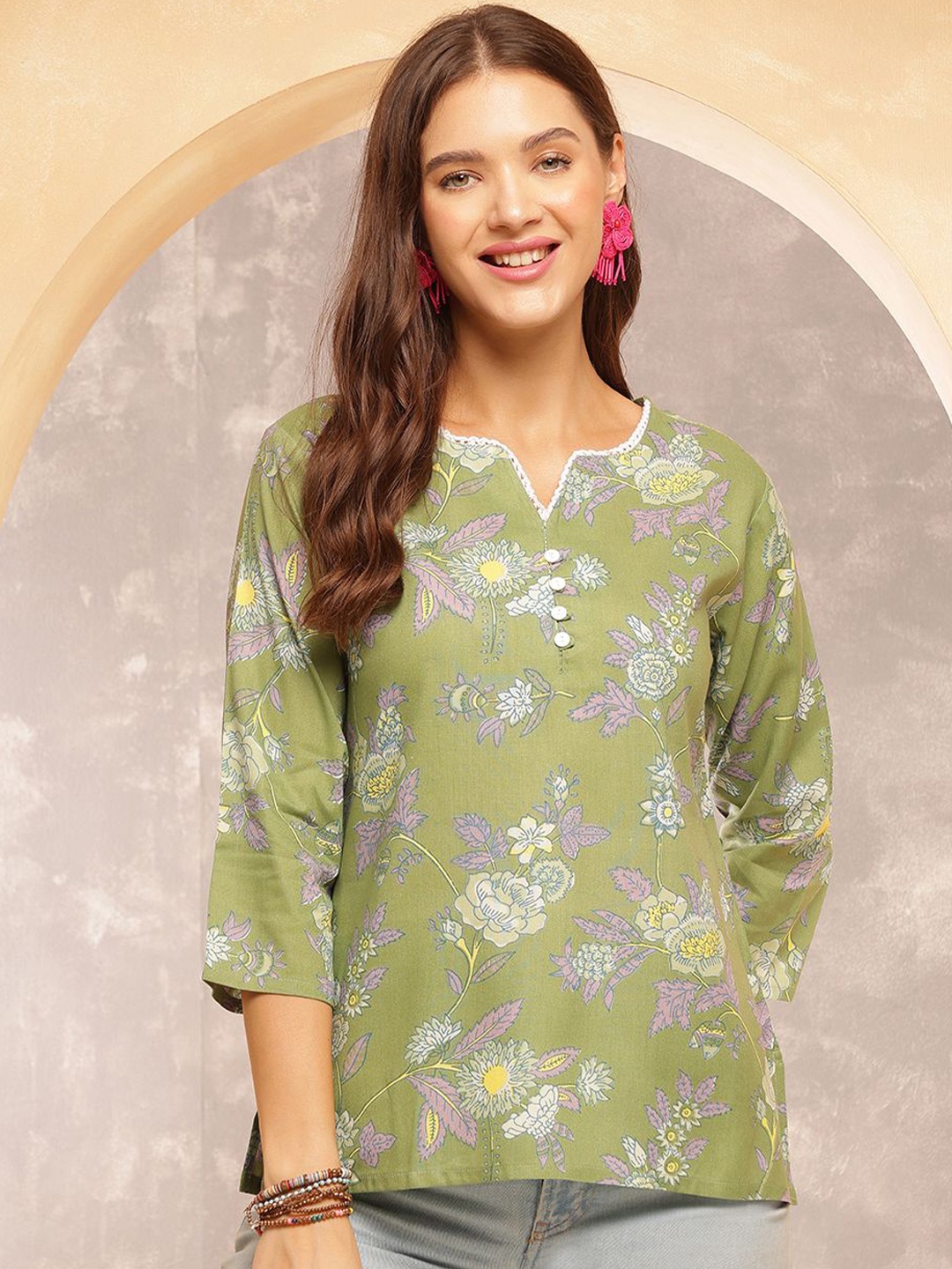 

Anouk Rustic Women Floral Printed V-Neck Cotton Top, Green