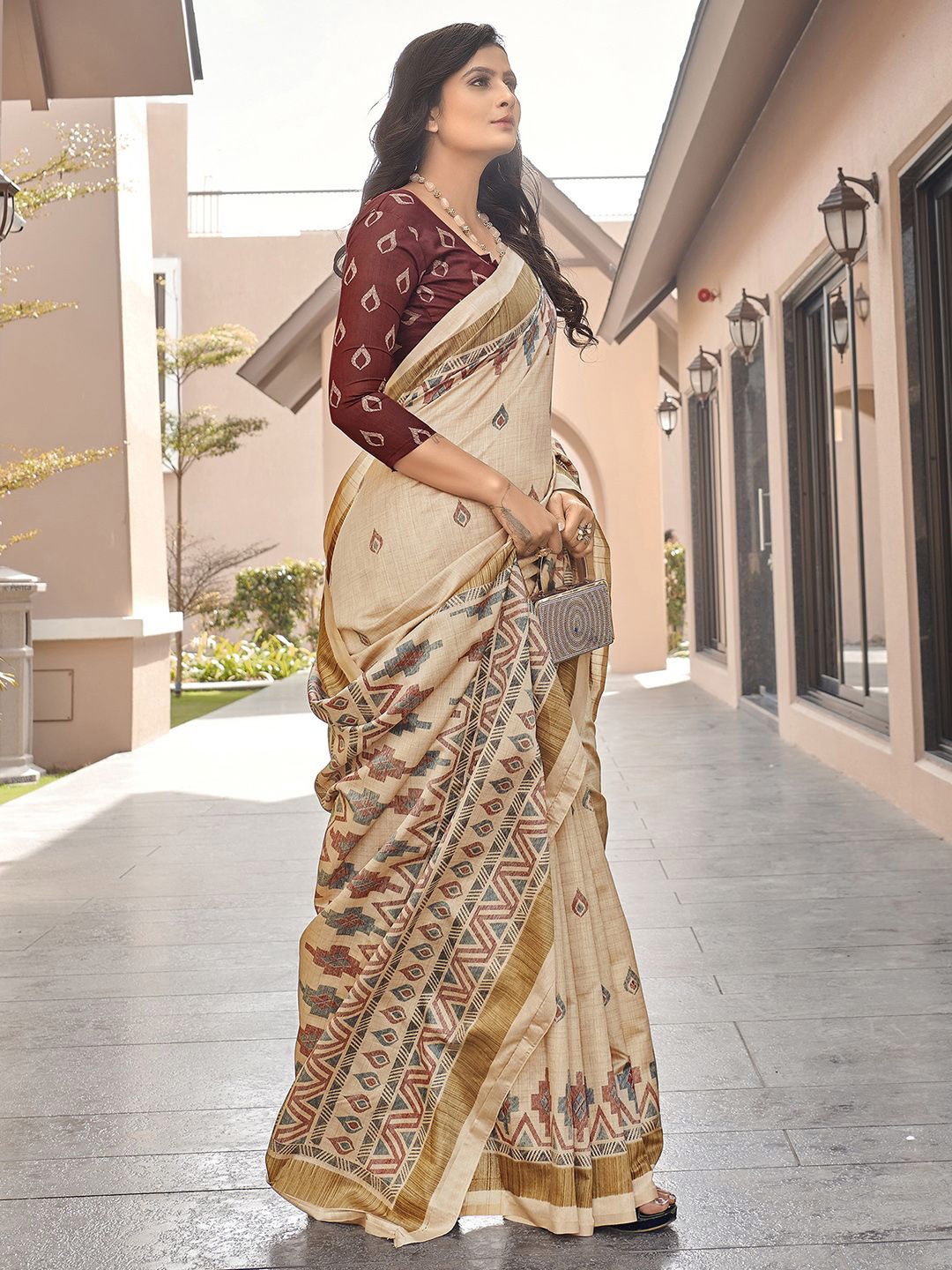 

KALINI Geometric Printed Ikat Designer Saree, Beige