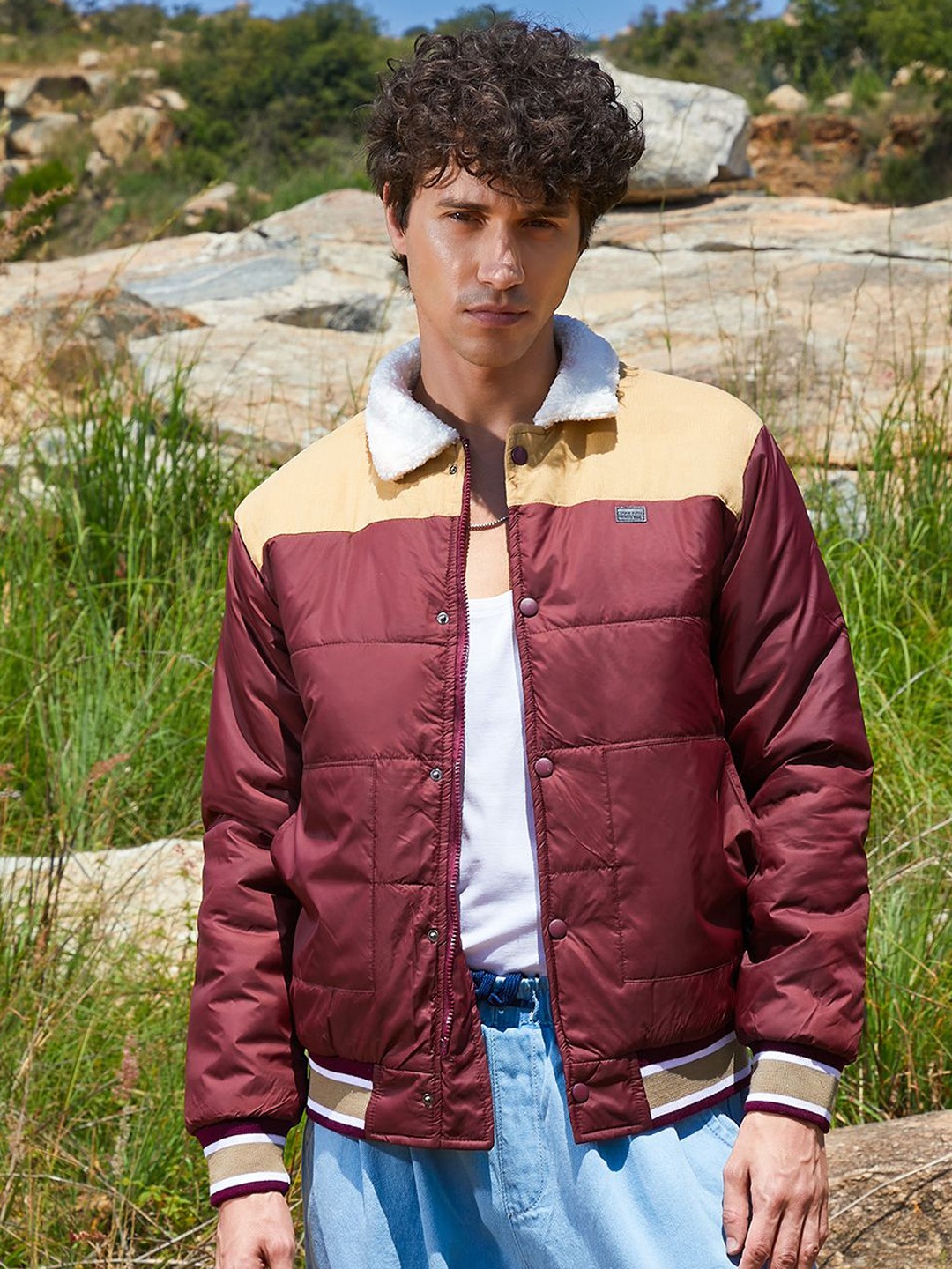

Campus Sutra Men Spread Collar Colourblocked Lightweight Padded Jacket, Brown