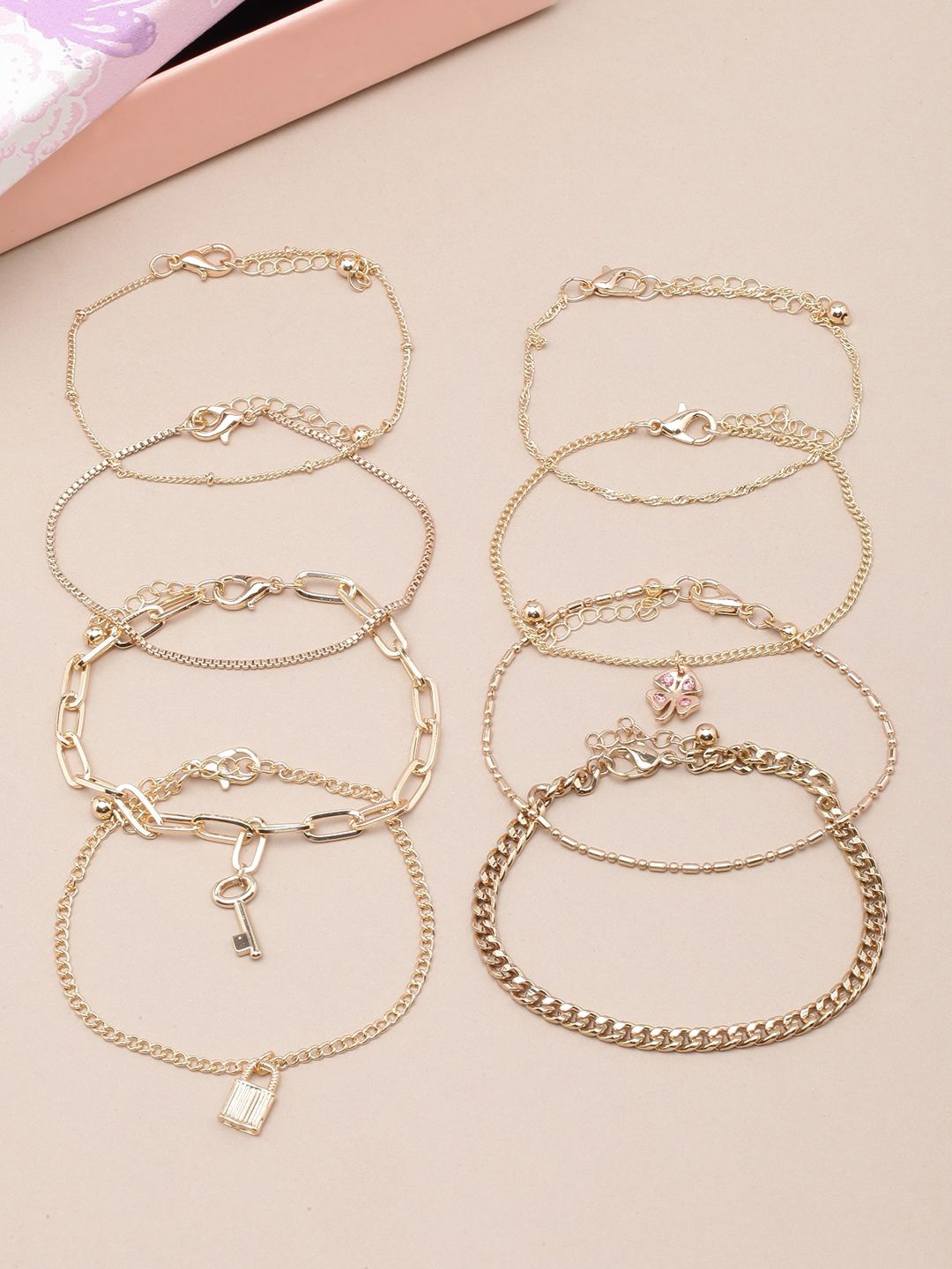

KPOP Set Of 8 Gold-Plated Charm Bracelets