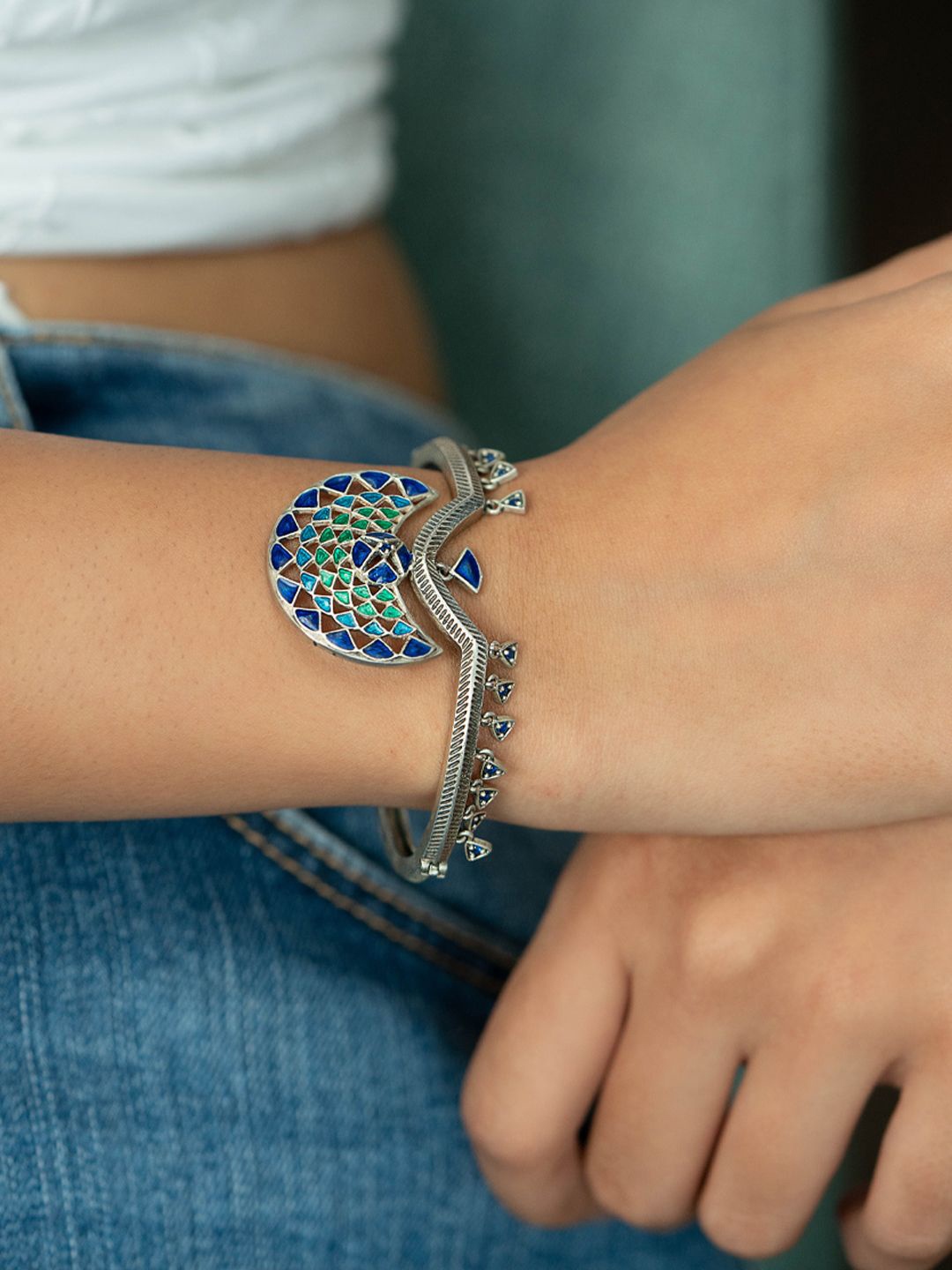

SHAYA 925 Sterling Silver Wraparound Bracelet