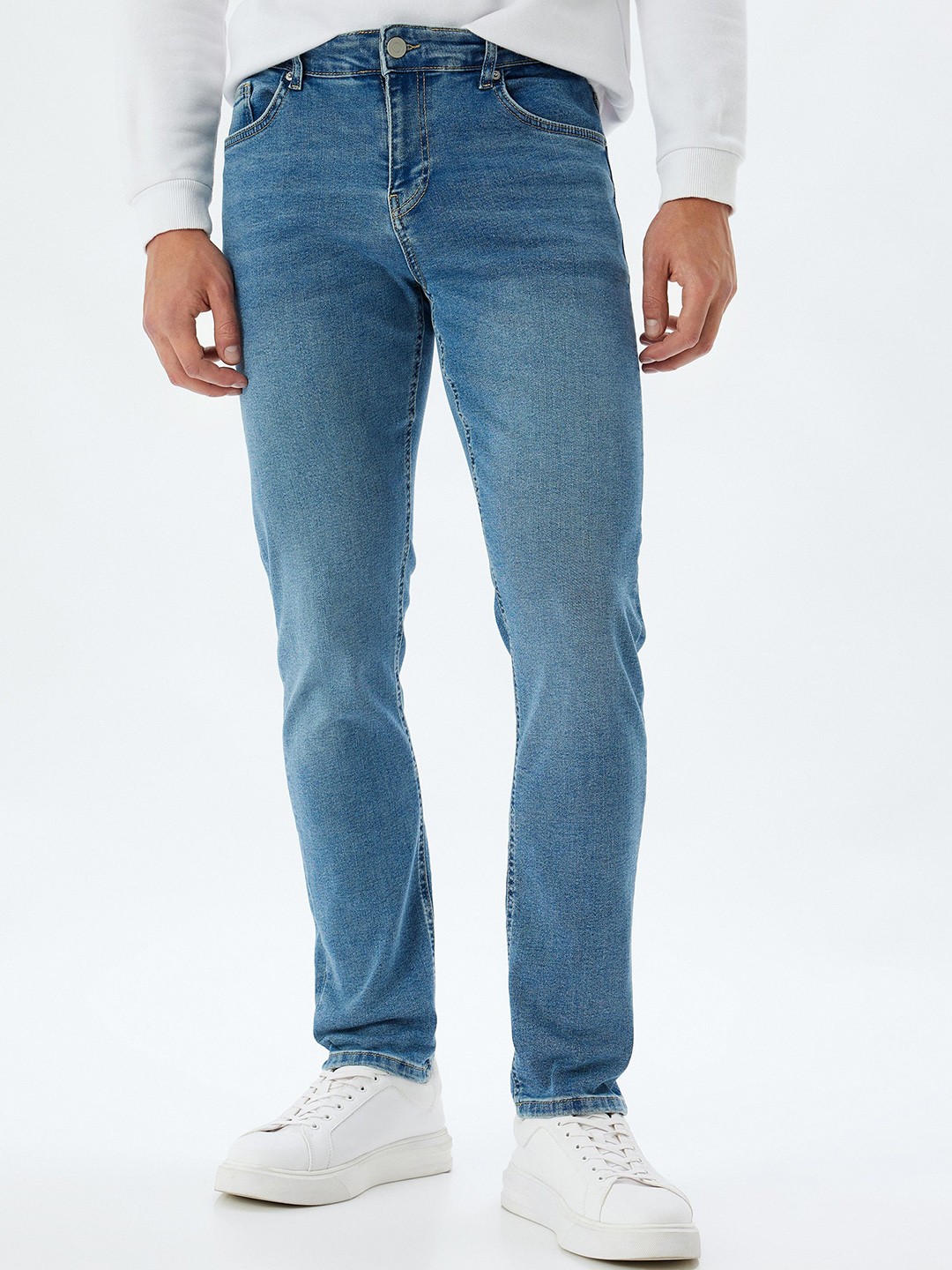 

Koton Men Chinos Trousers, Blue