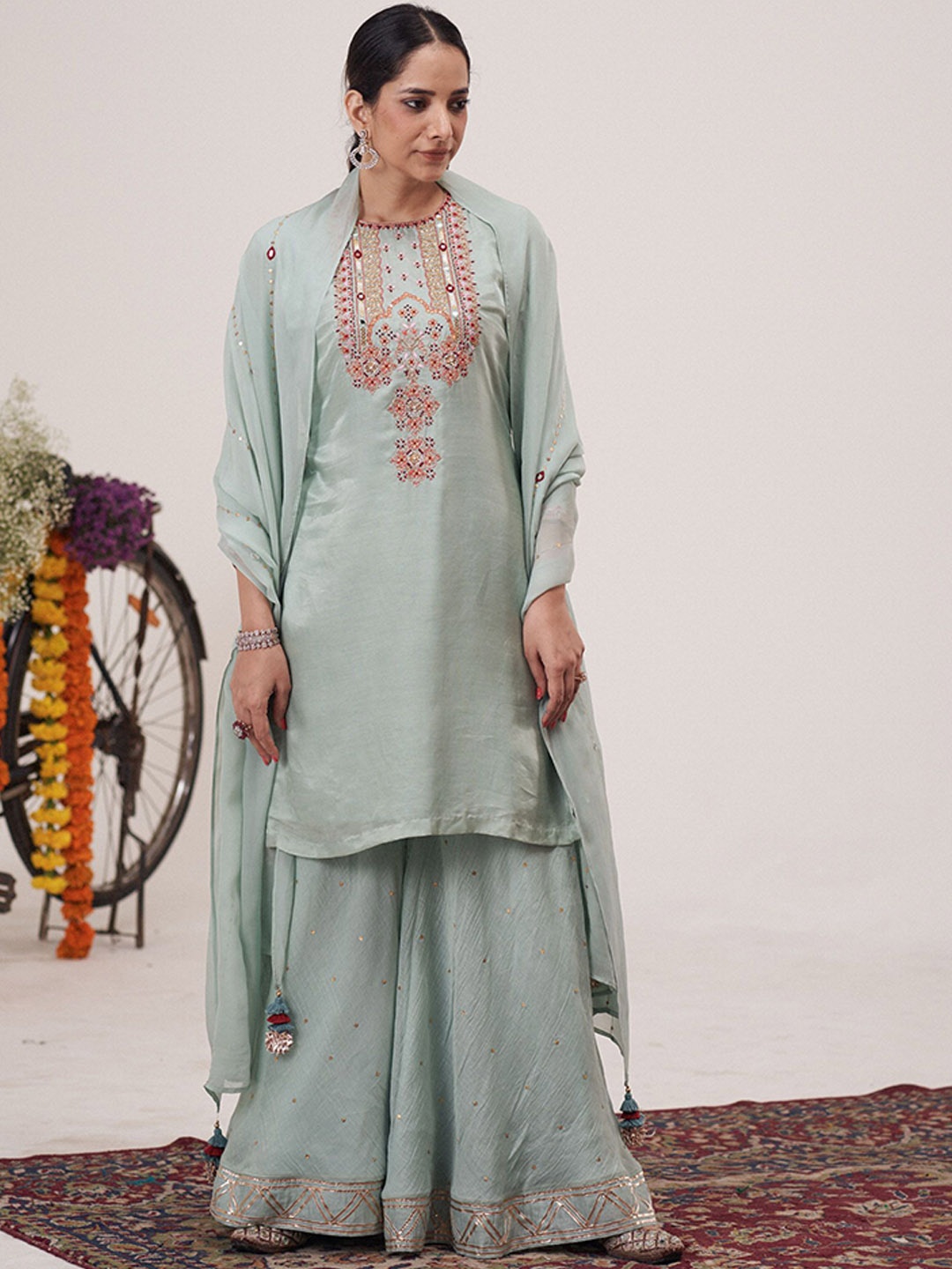 

HIRIKA&DHRUTI Women Embroidered Kurta with Sharara & With Dupatta, Blue