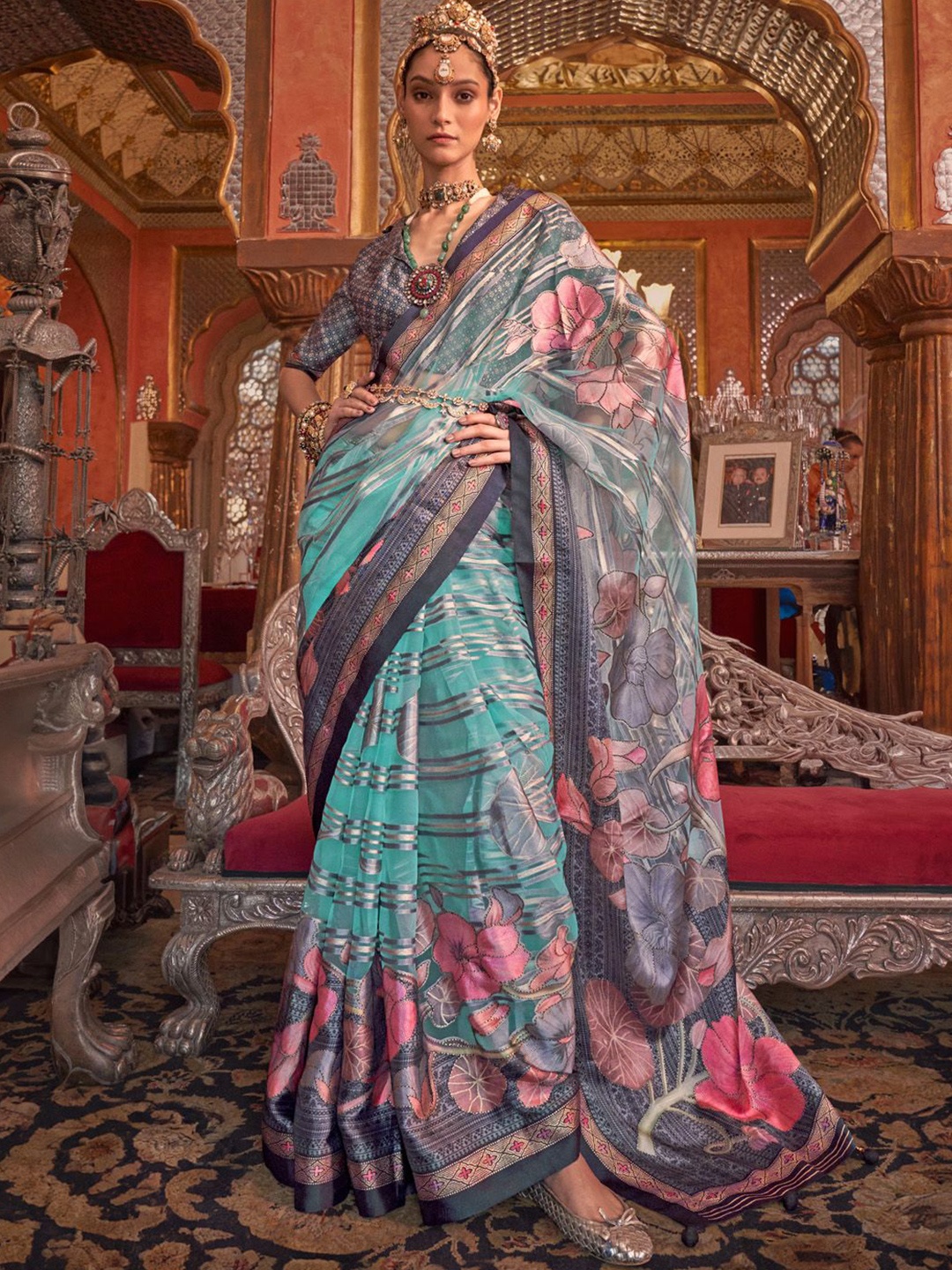 

Anouk Floral Printed Organza Saree, Blue