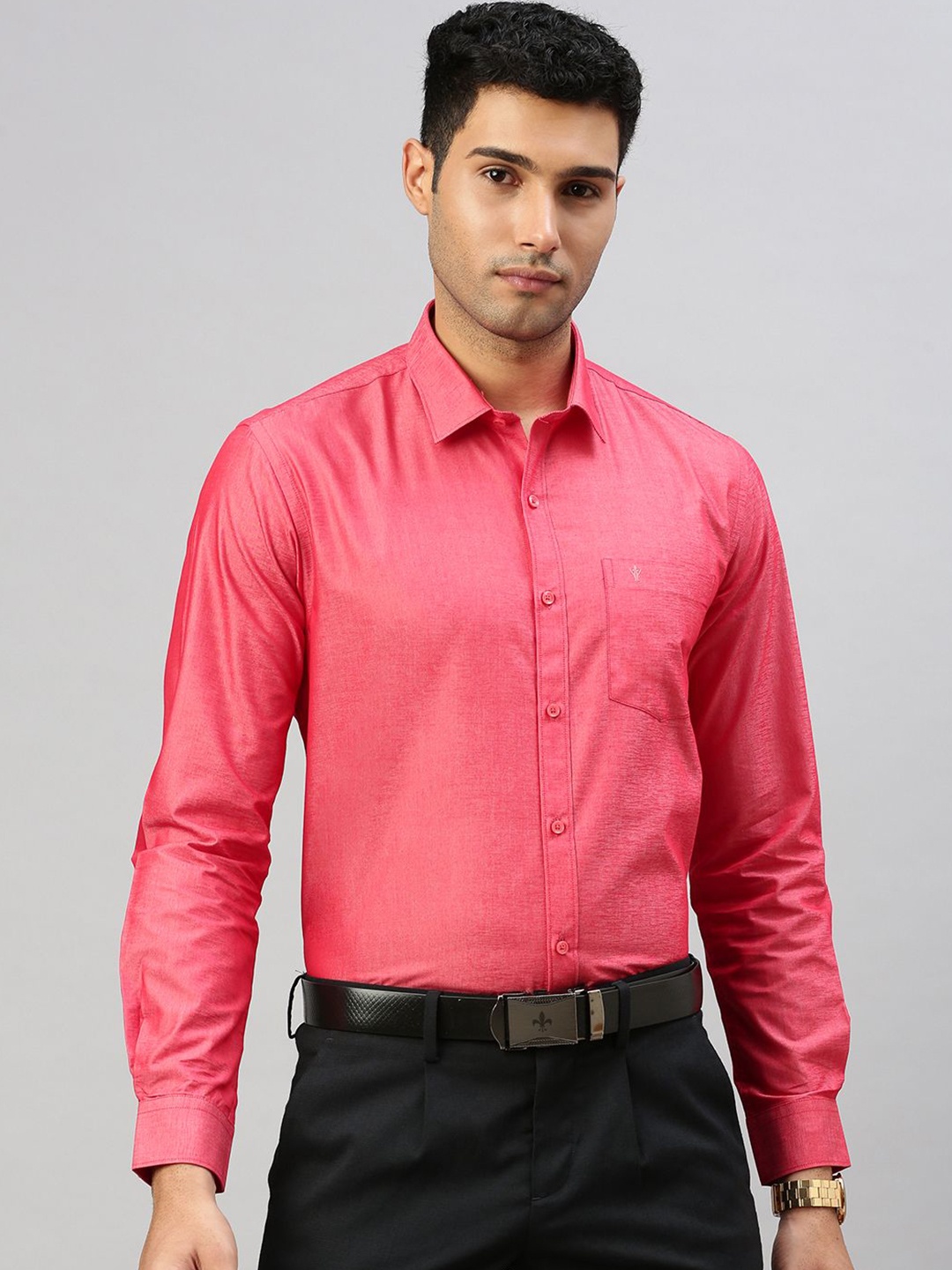 

RAMRAJ Men Solid Full Sleeve Shirt, Pink