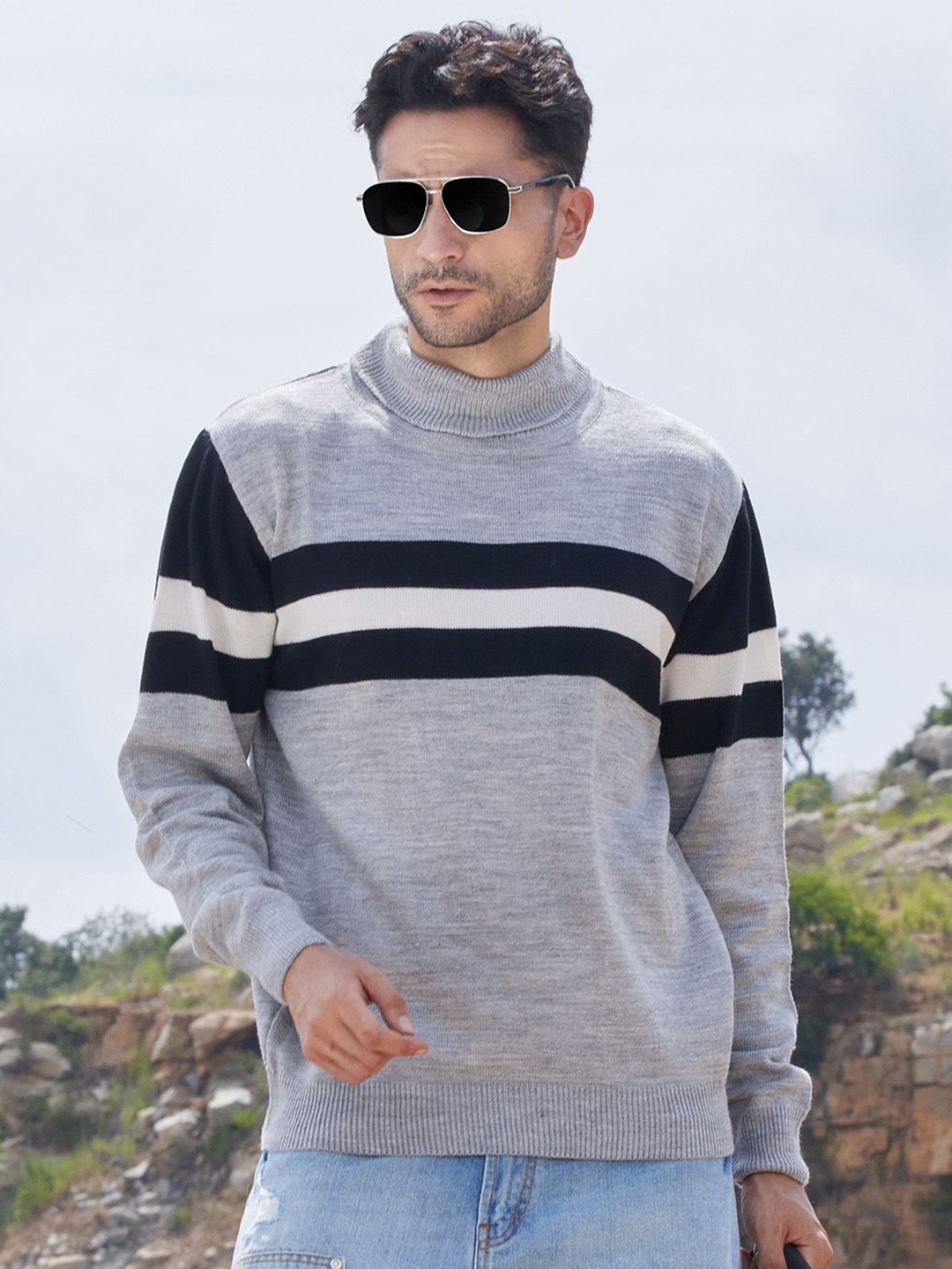 

Campus Sutra Men Striped Woollen Pullover, Grey