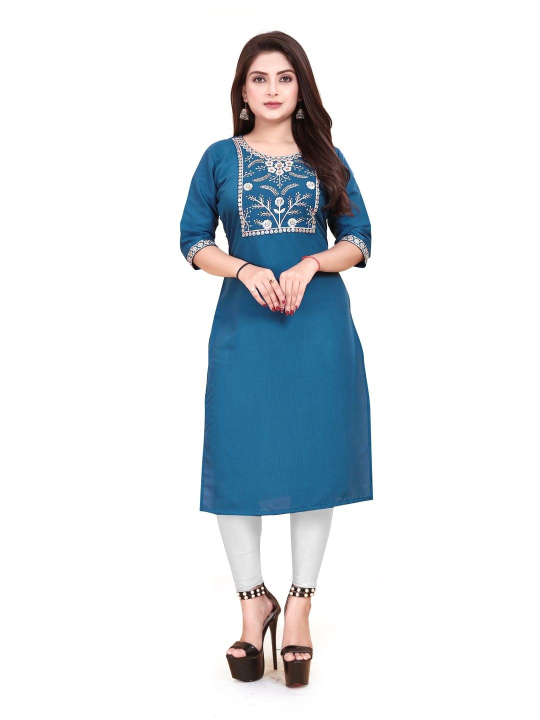 

AKK ENTERPRISE Women Yoke Design Straight Kurta, Blue