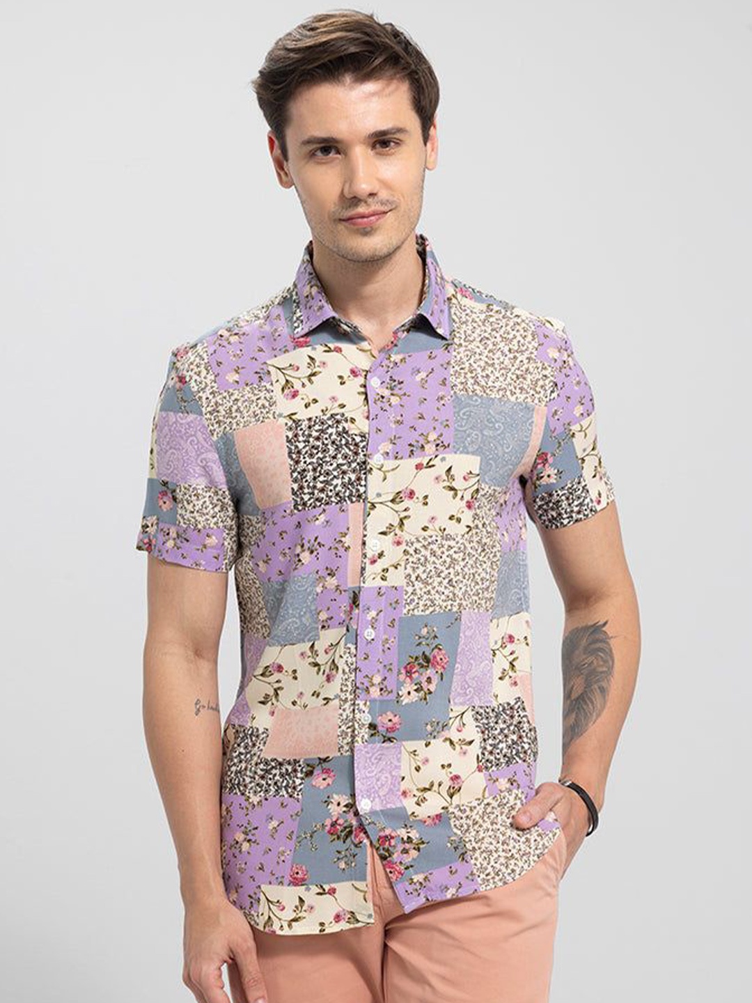 

Snitch Men New Spread Collar Floral Printed Casual Shirt, Beige