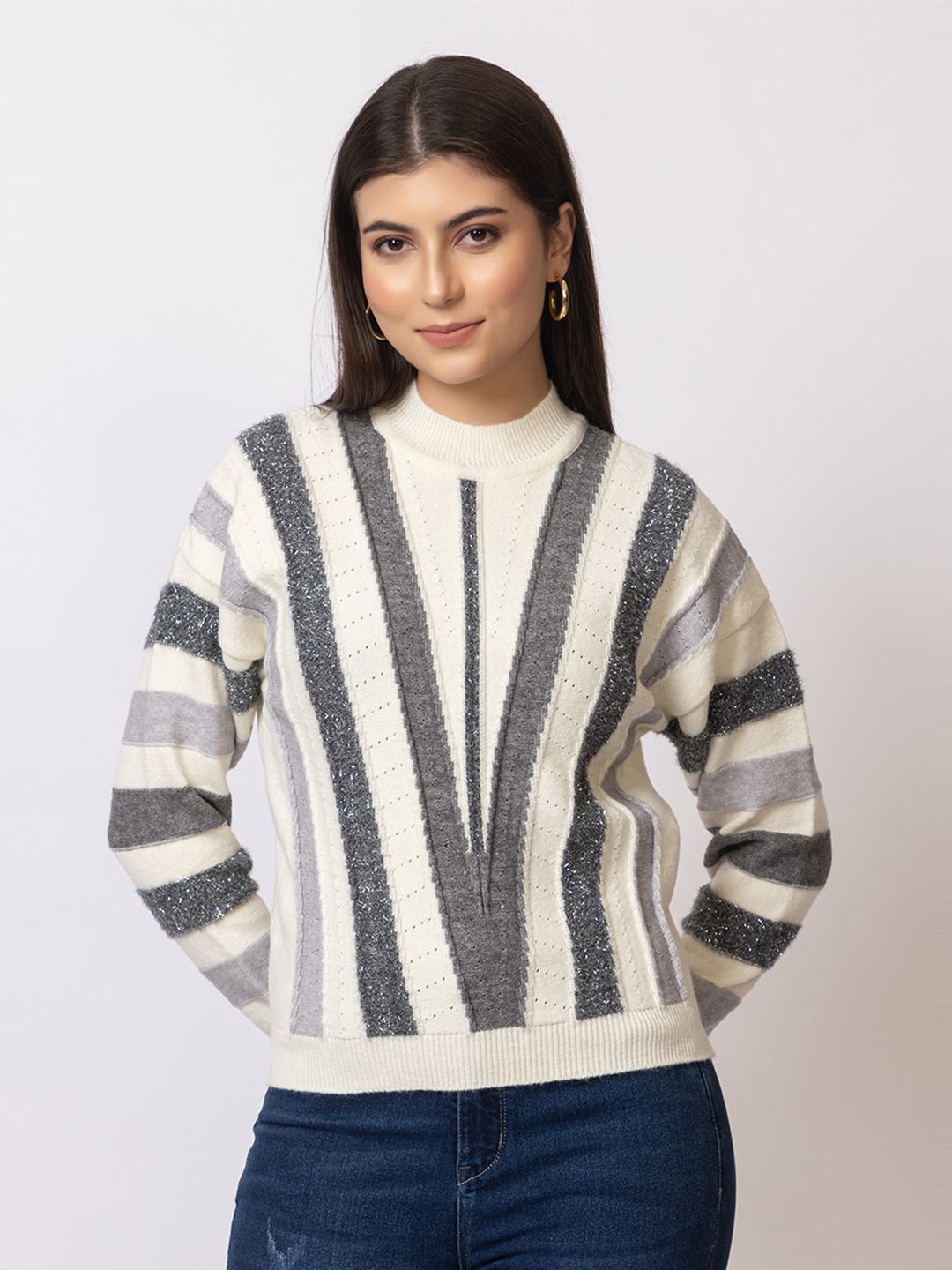 

GFO Women Striped Applique Woollen Sweater, Grey