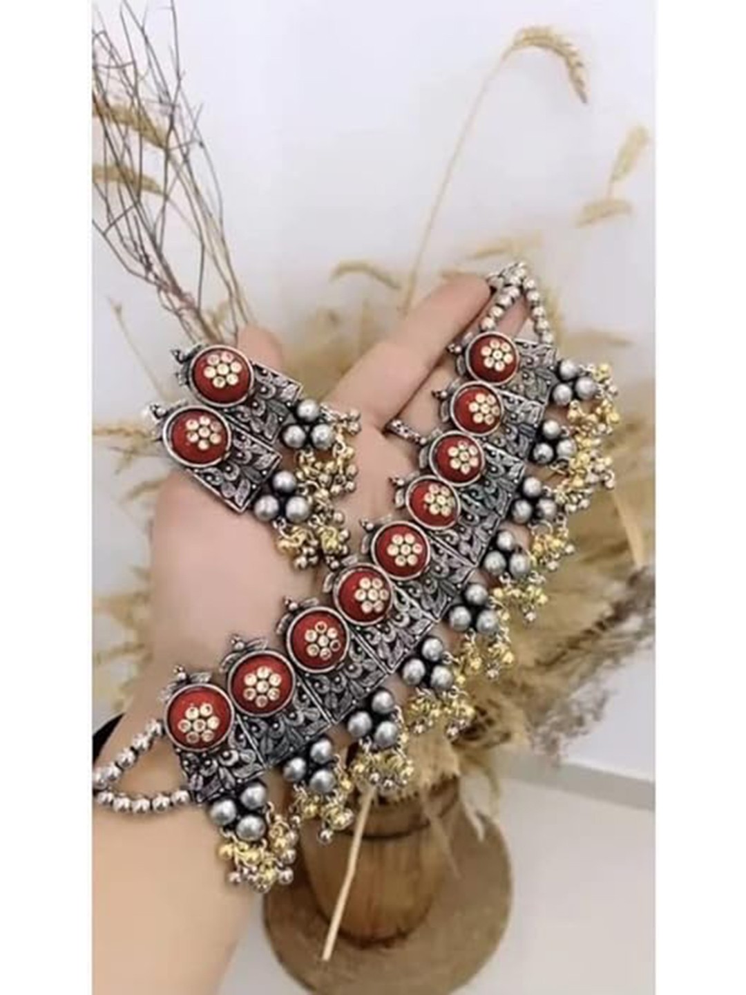 

The Pari Sliver-Plated Stone-Studded Oxidised Jewellery Set, Silver