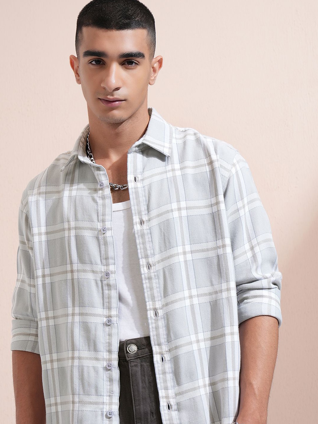 

Highlander Men Dobby Textured Checked Oversized Overshirt, Grey