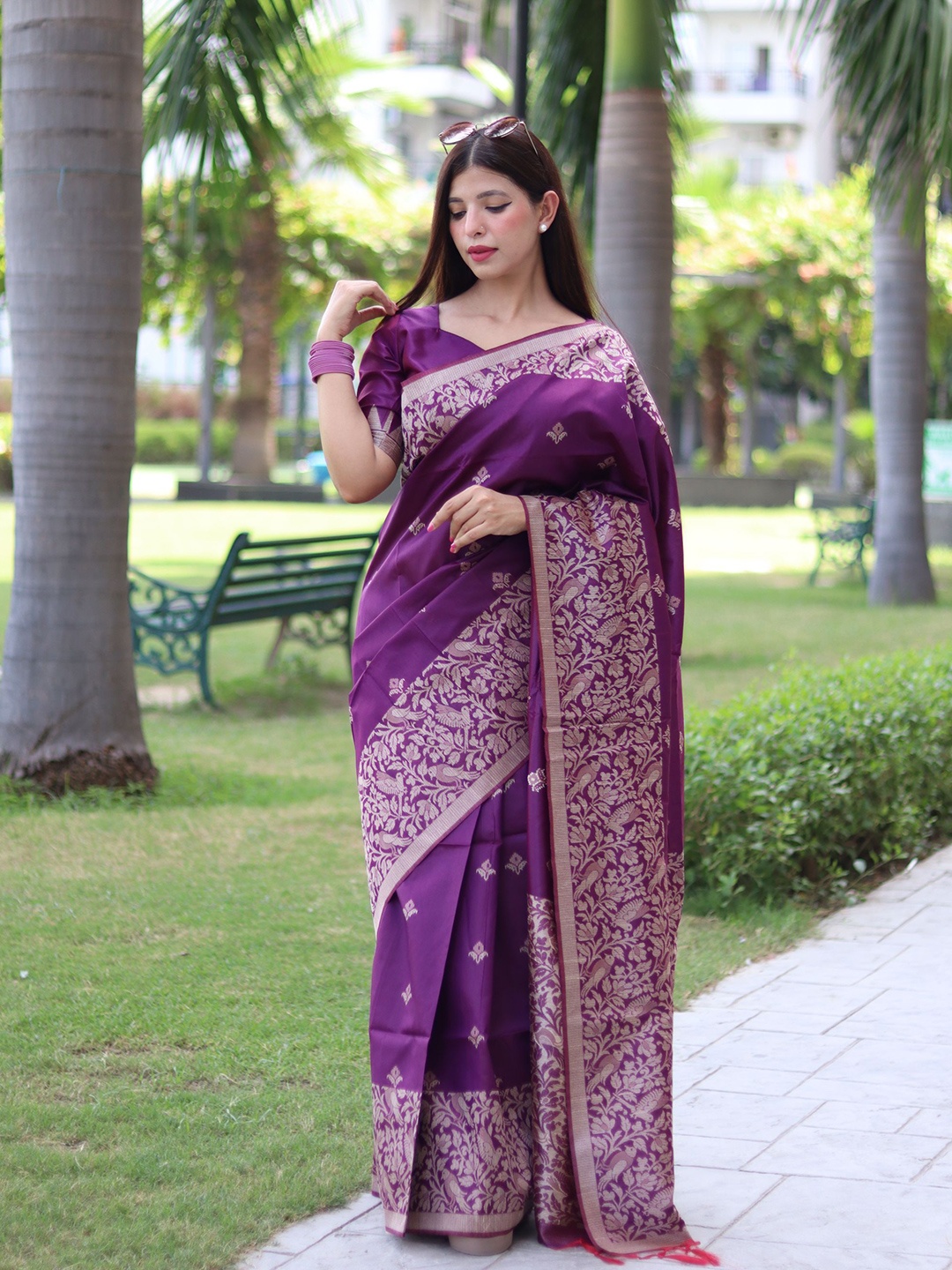 

Kandora Woven Design Pure Silk Saree, Purple