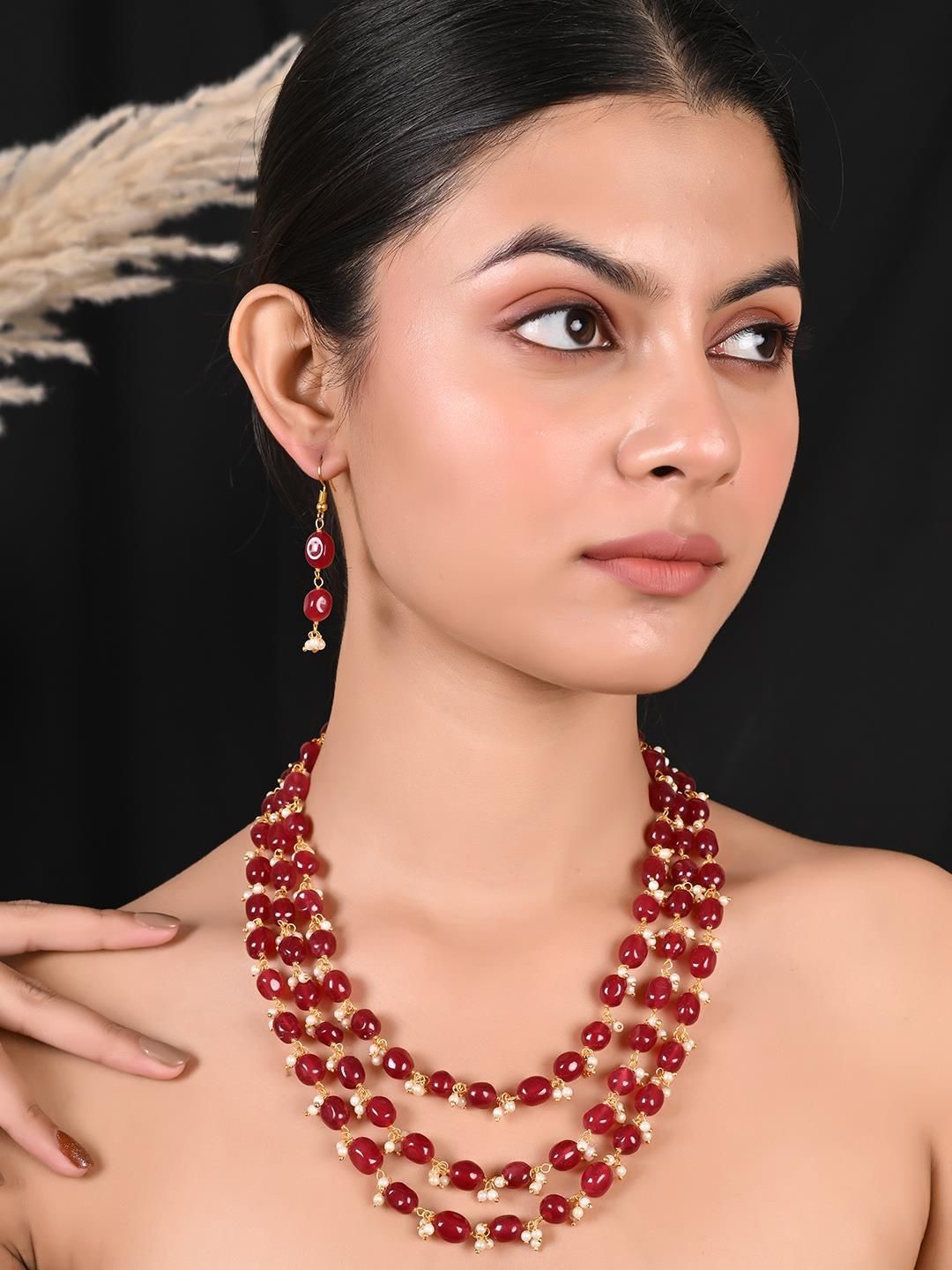 

RATNAVALI JEWELS Gold-Plated Quartz Beaded Jewellery Set