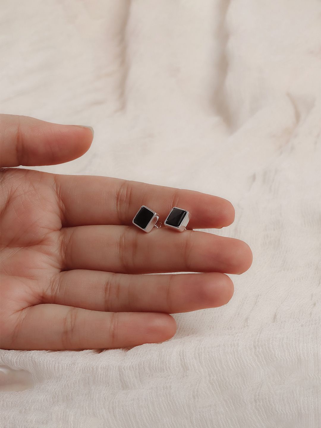 

LeCalla Silver-Plated 92.5 Sterling Silver Square Shaped Gemstone Birthstone Onyx Studs