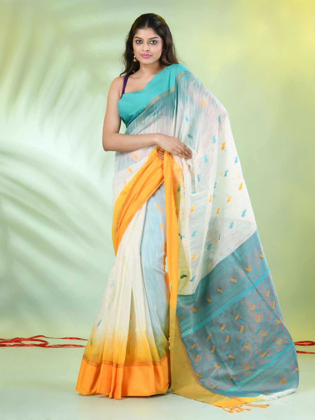 

Charukriti Ethnic Motifs Ikat Saree, Off white