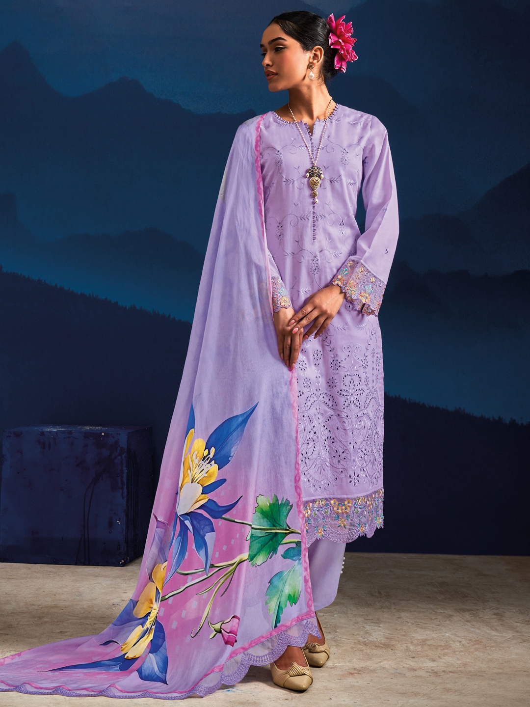 

Indo Era Women Floral Embroidered Regular Thread Work Kurta with Trousers & With Dupatta, Lavender