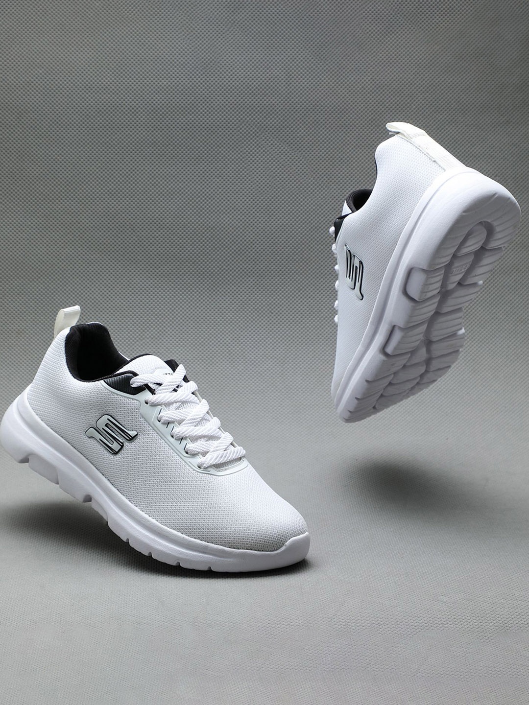 

TPENT Men Mesh Walking Lace-Ups Non-Marking Shoes, White
