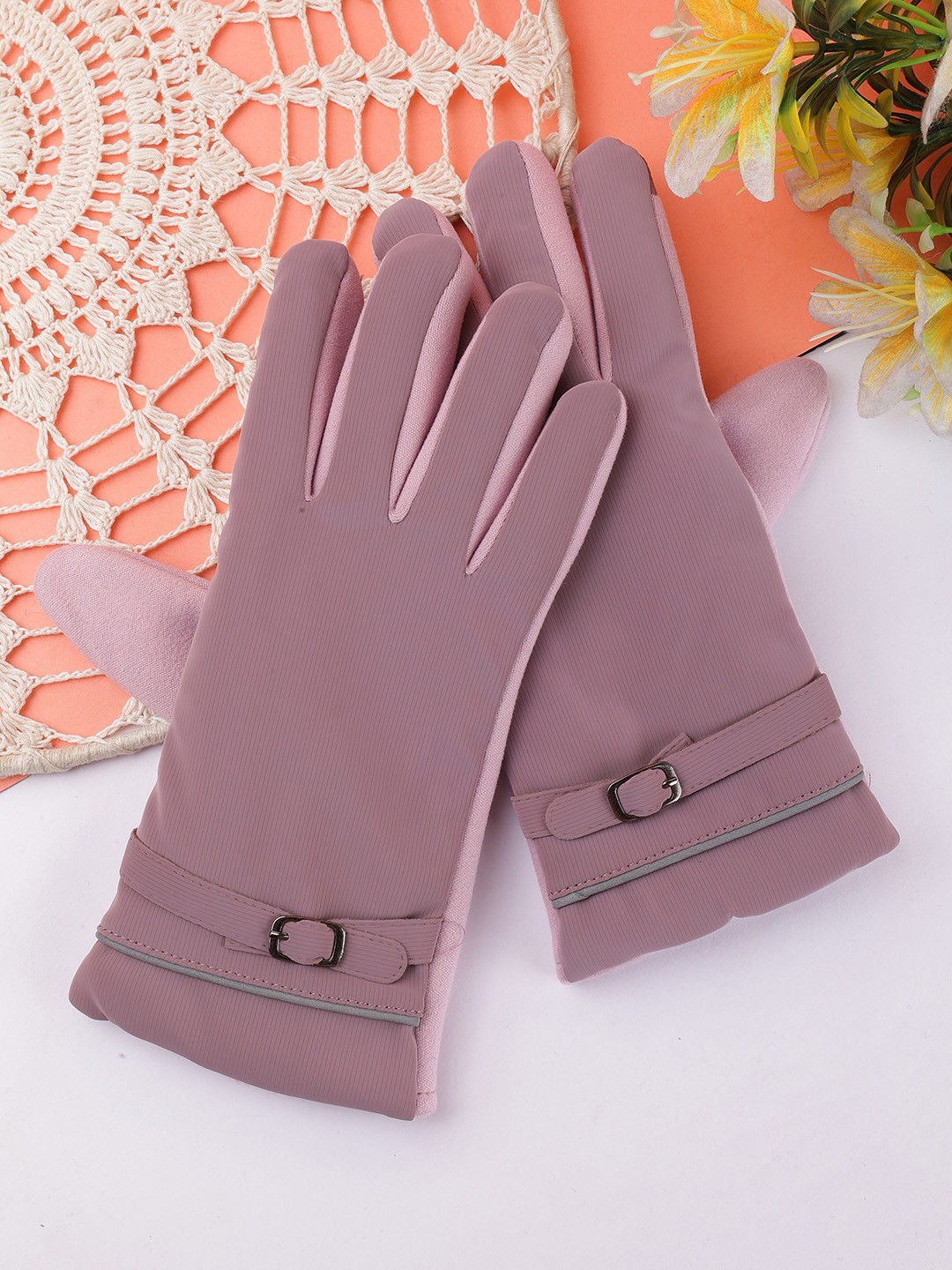 

ELLIS Unisex Acrylic Touchscreen Gloves, Lavender
