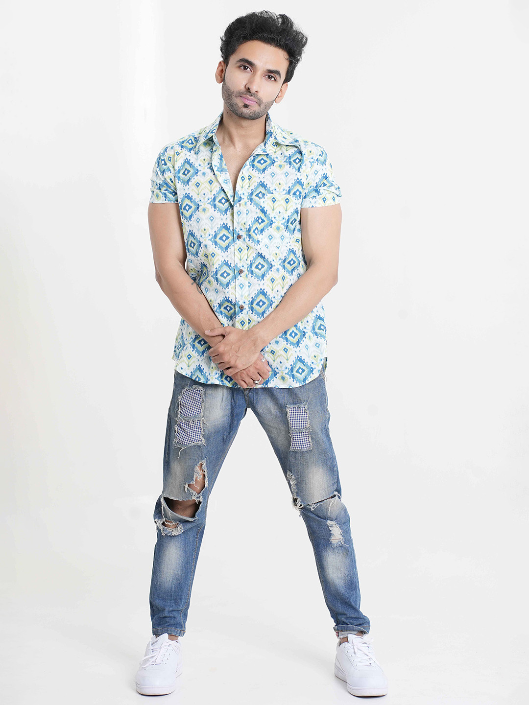 

OnlyMenGrooming Men Modern Spread Collar Floral Printed Cotton Casual Shirt, Blue