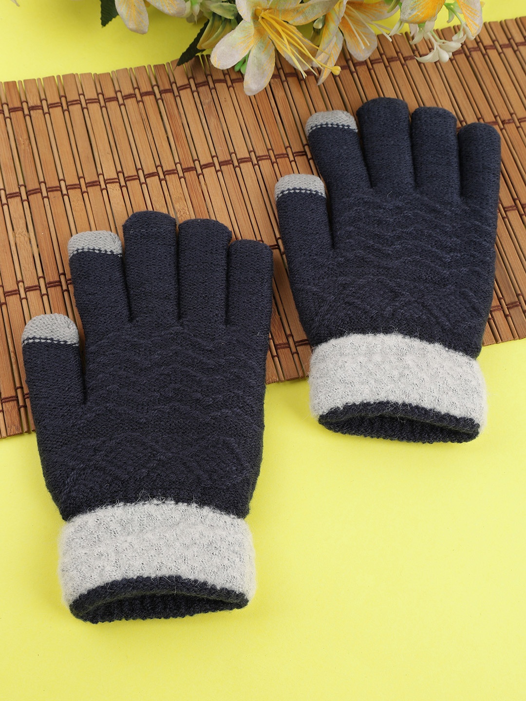 

ELLIS Unisex Patterned Touchscreen Gloves, Navy blue