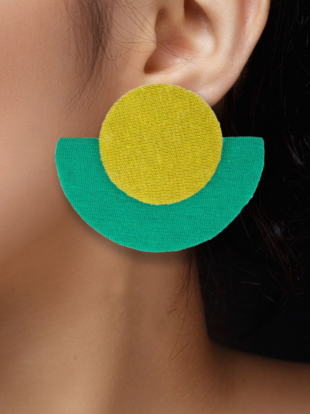 

Sangria Geometric Shape Stud Fabric Studs, Olive
