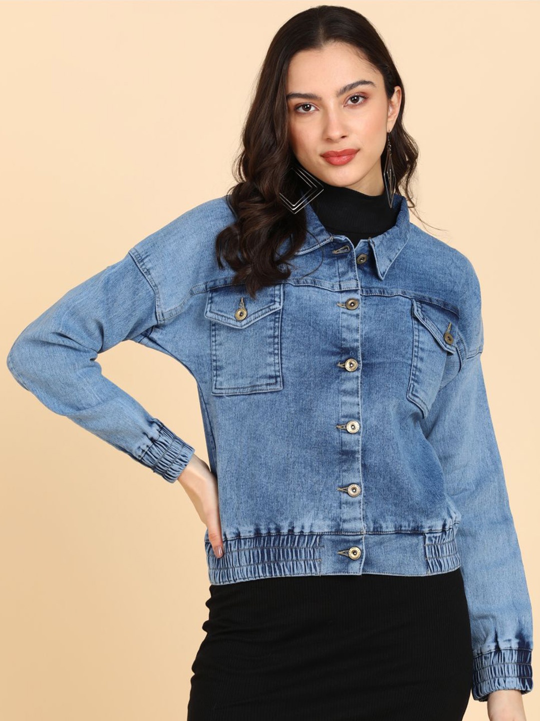 

DLOB Women Solid Spread Collar Washed Denim Jacket, Blue