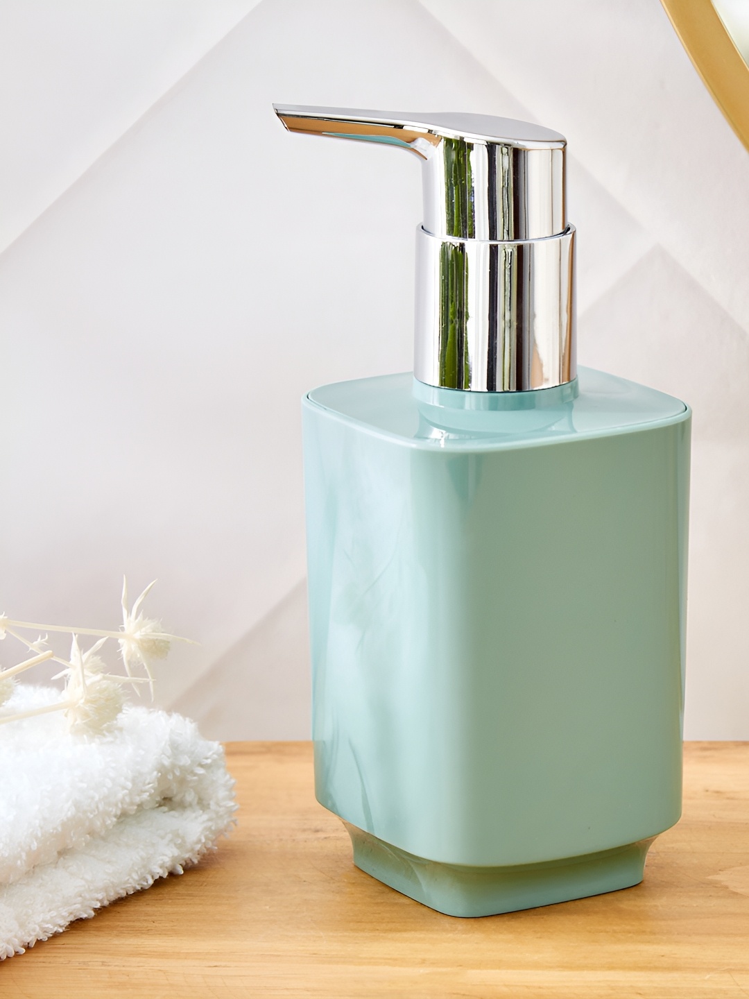 

Home Centre Mekong Swindon Green Soap Dispenser 340 ml