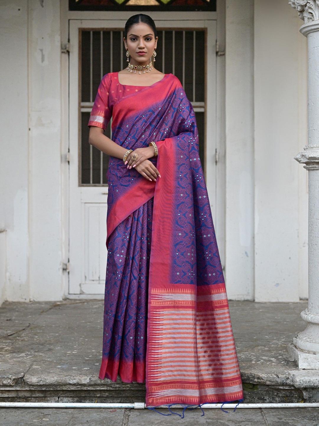 

Kandora Woven Design Zari Pure Silk Saree, Purple