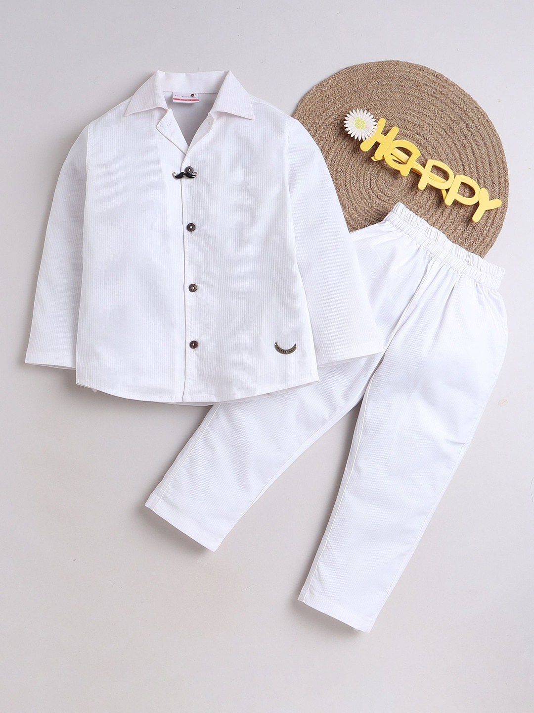 

BAATCHEET Boys Shirt with Trousers, White