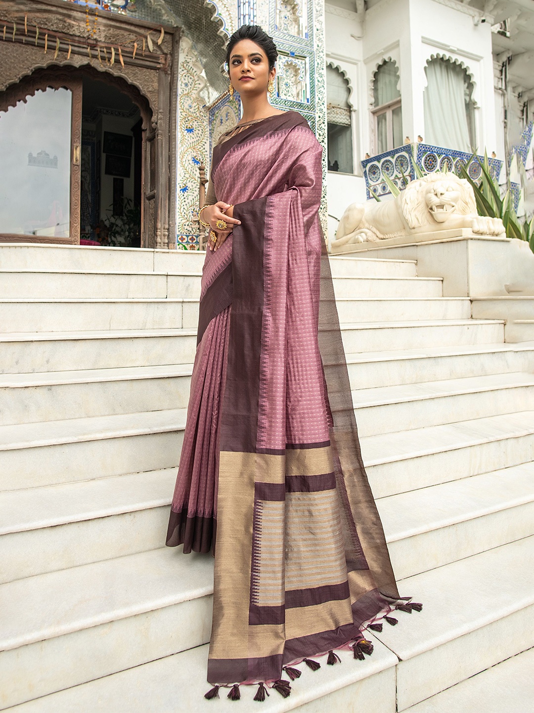 

Kandora Woven Design Zari Pure Silk Tussar Saree, Purple