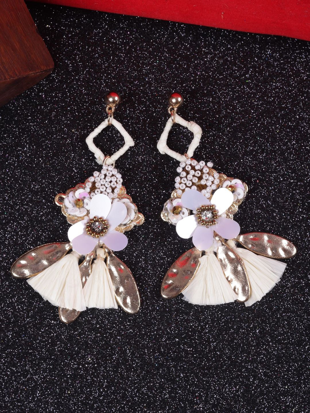

KPOP Contemporary Drop Earrings, Gold