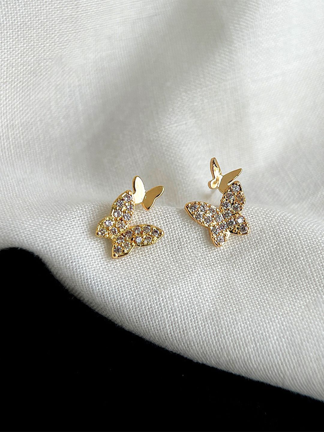 

KRENOZ Gold-Plated Gold-Plated Animal Shaped Studs
