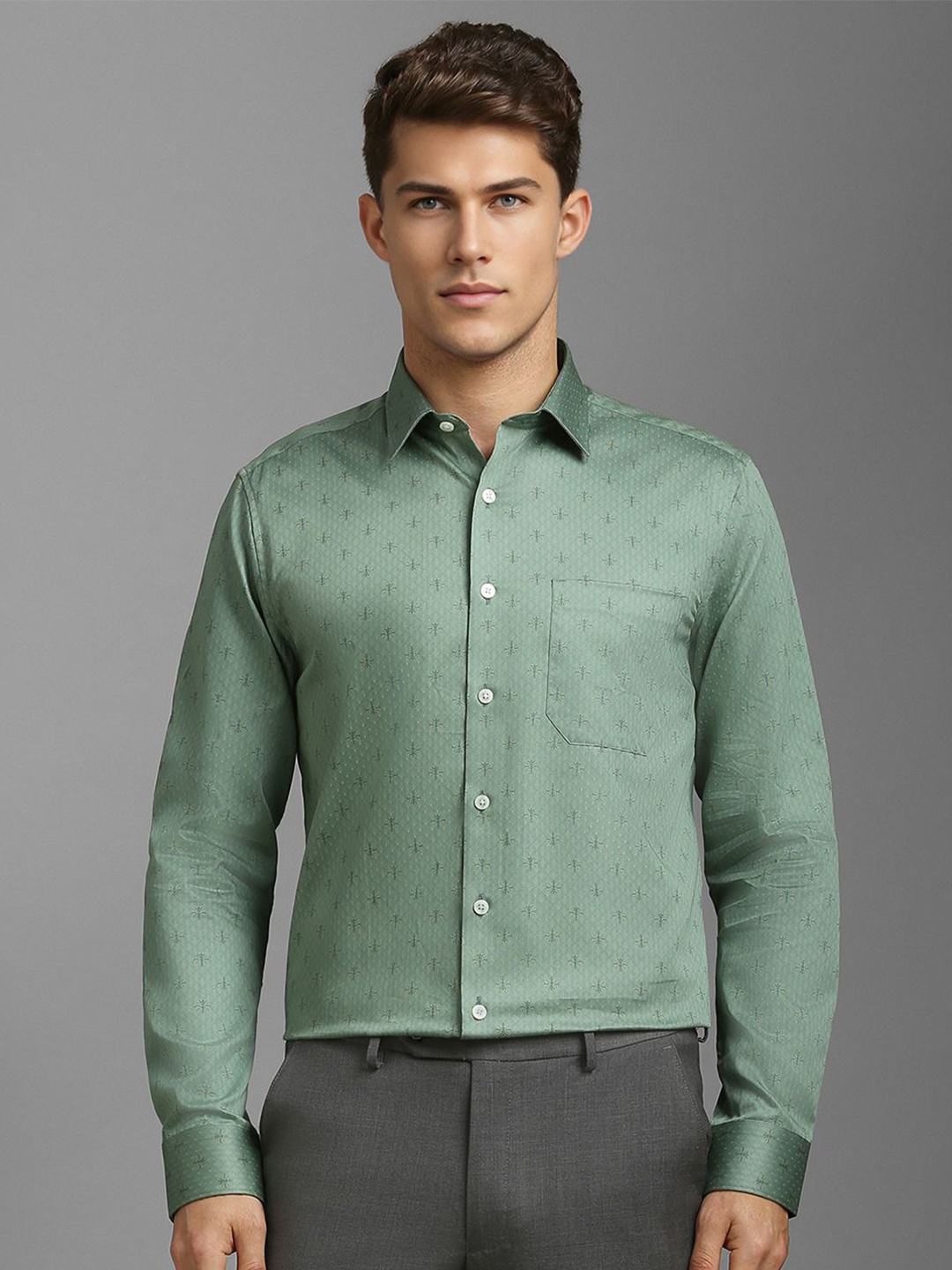 

Louis Philippe Men Spread Collar Conversational Printed Cotton Slim Fit Formal Shirt, Green