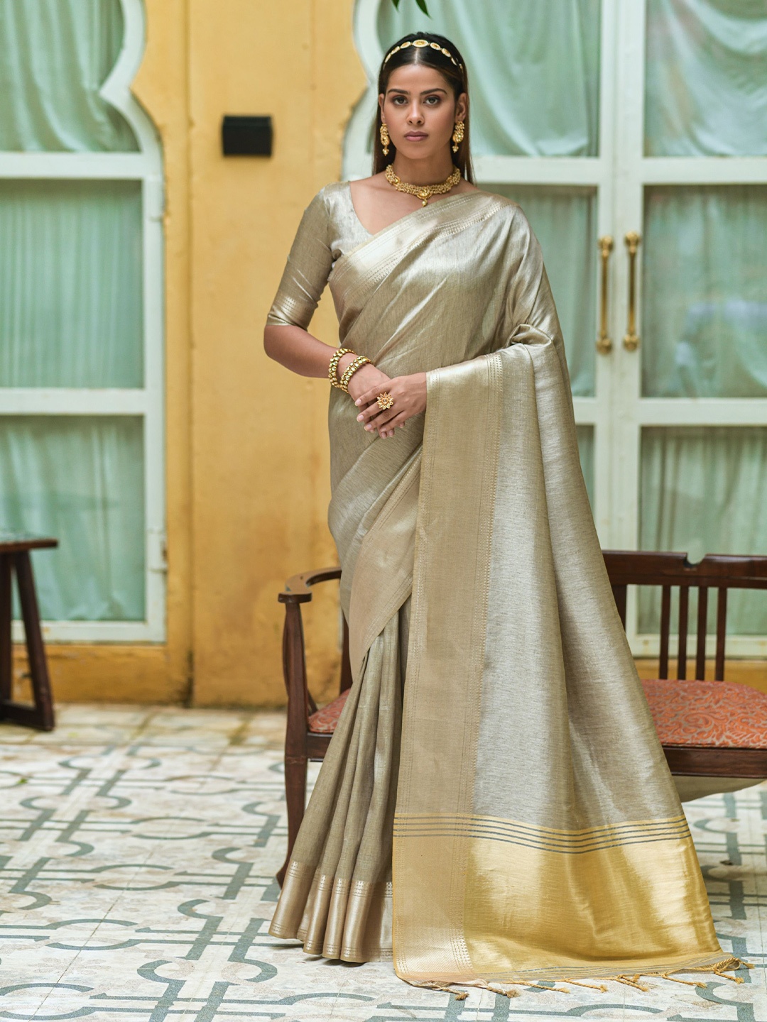 

Kandora Women Linen Silk Saree, Grey