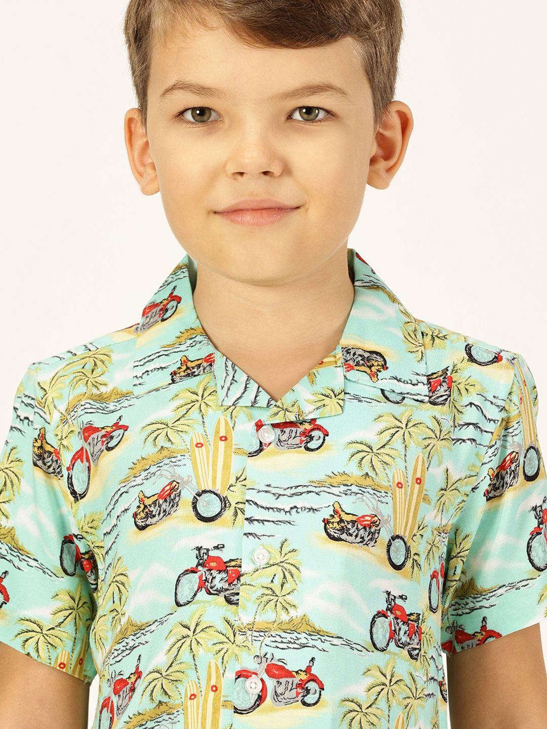 

Killer Boys Premium Cuban Collar Abstract Printed Cotton Casual Shirt, Green
