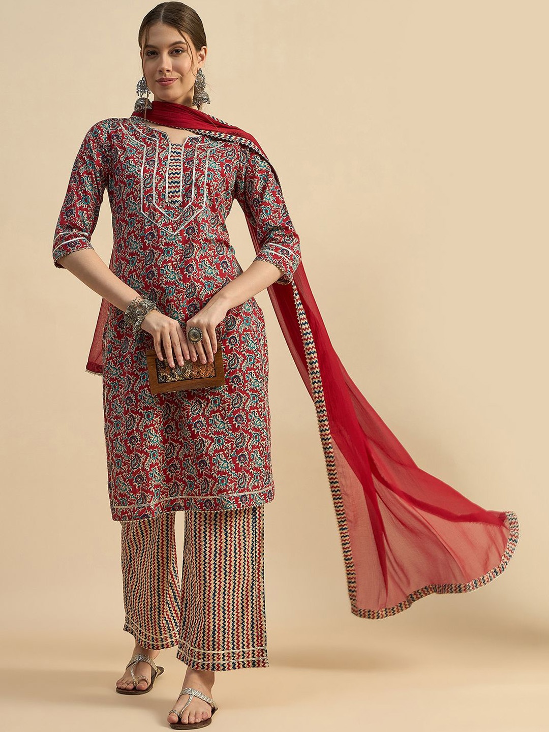 

Azira Women Floral Printed Regular Pure Cotton Kurta with Palazzos Dupatta, Maroon