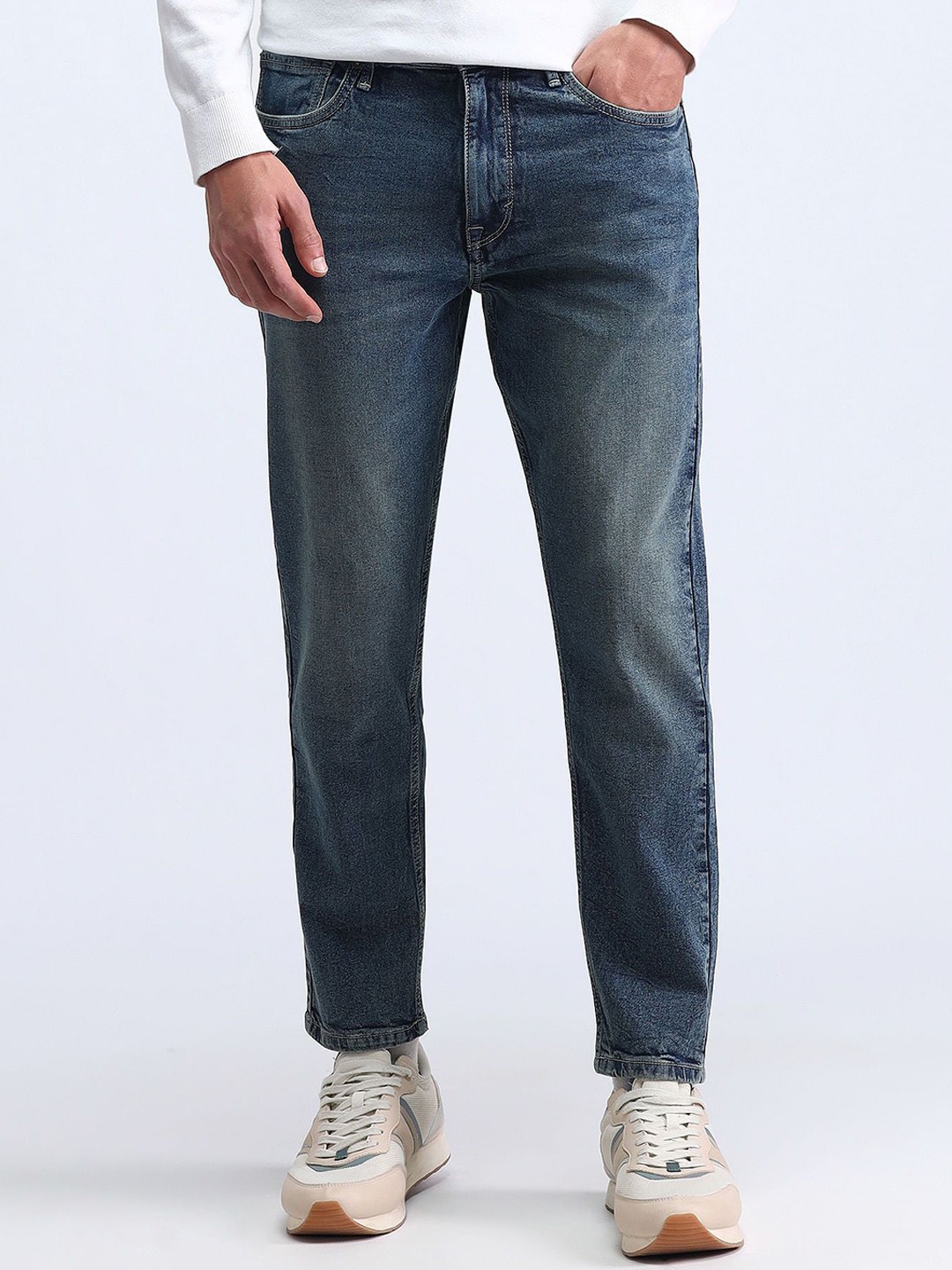 

Flying Machine Men Relaxed Fit Light Fade Stretchable Jeans, Blue